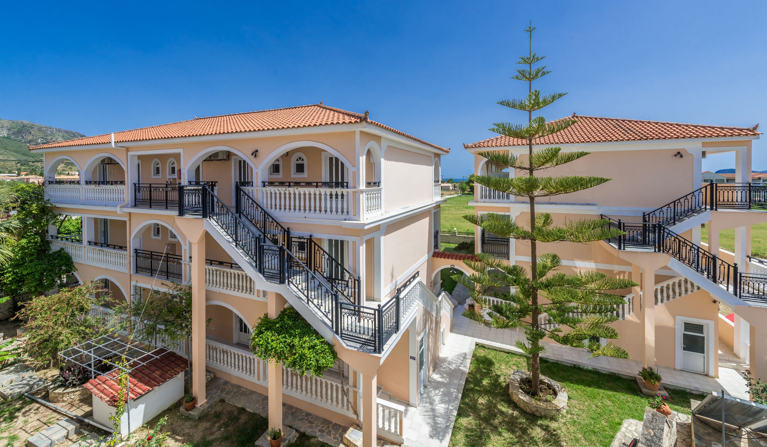 Athina Apartments