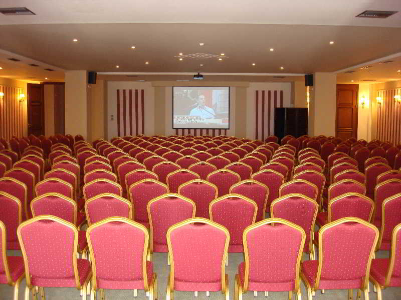 Comer Ionian Palace