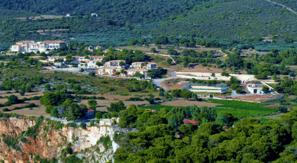 Comer Ionian Palace