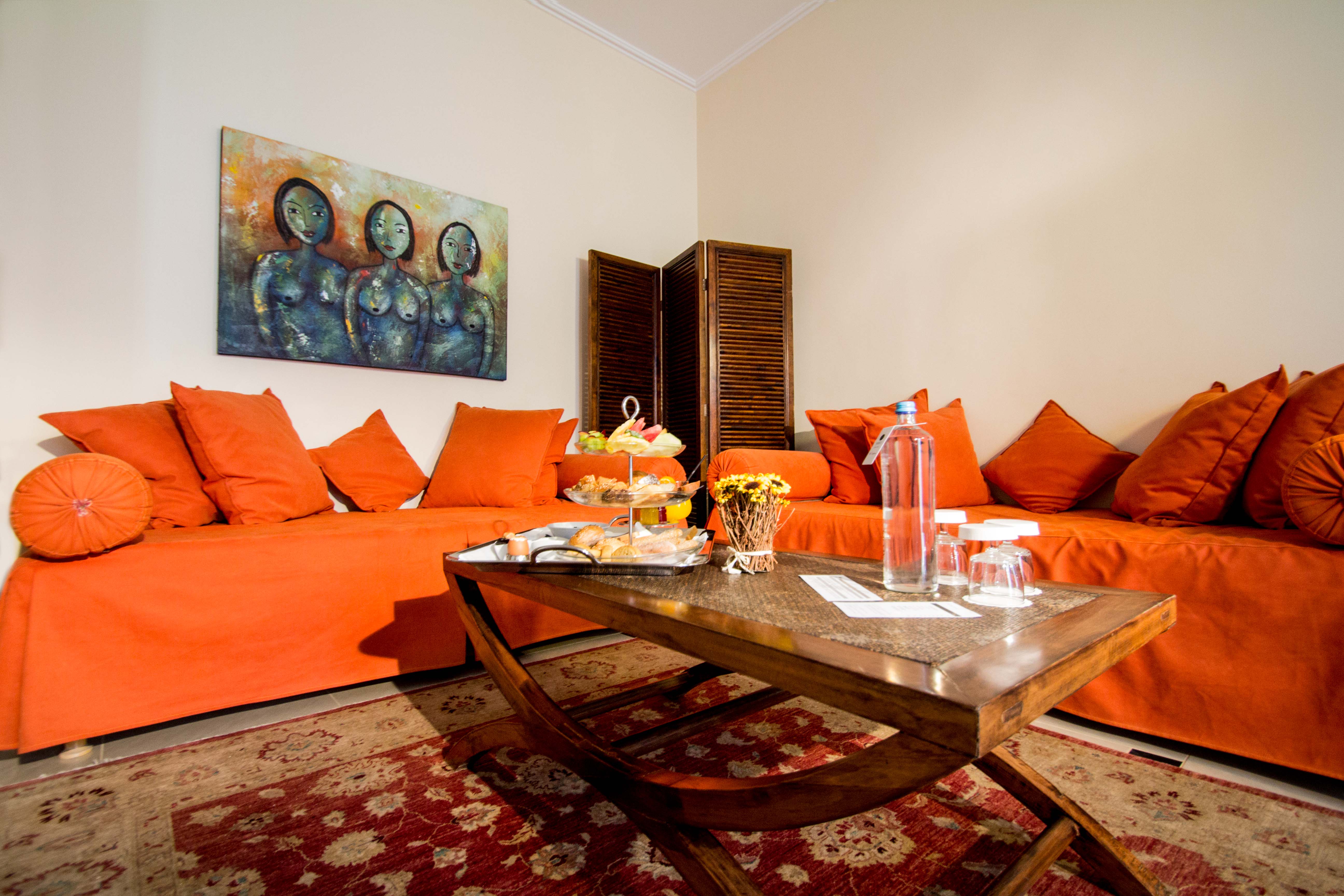 Comer Ionian Palace