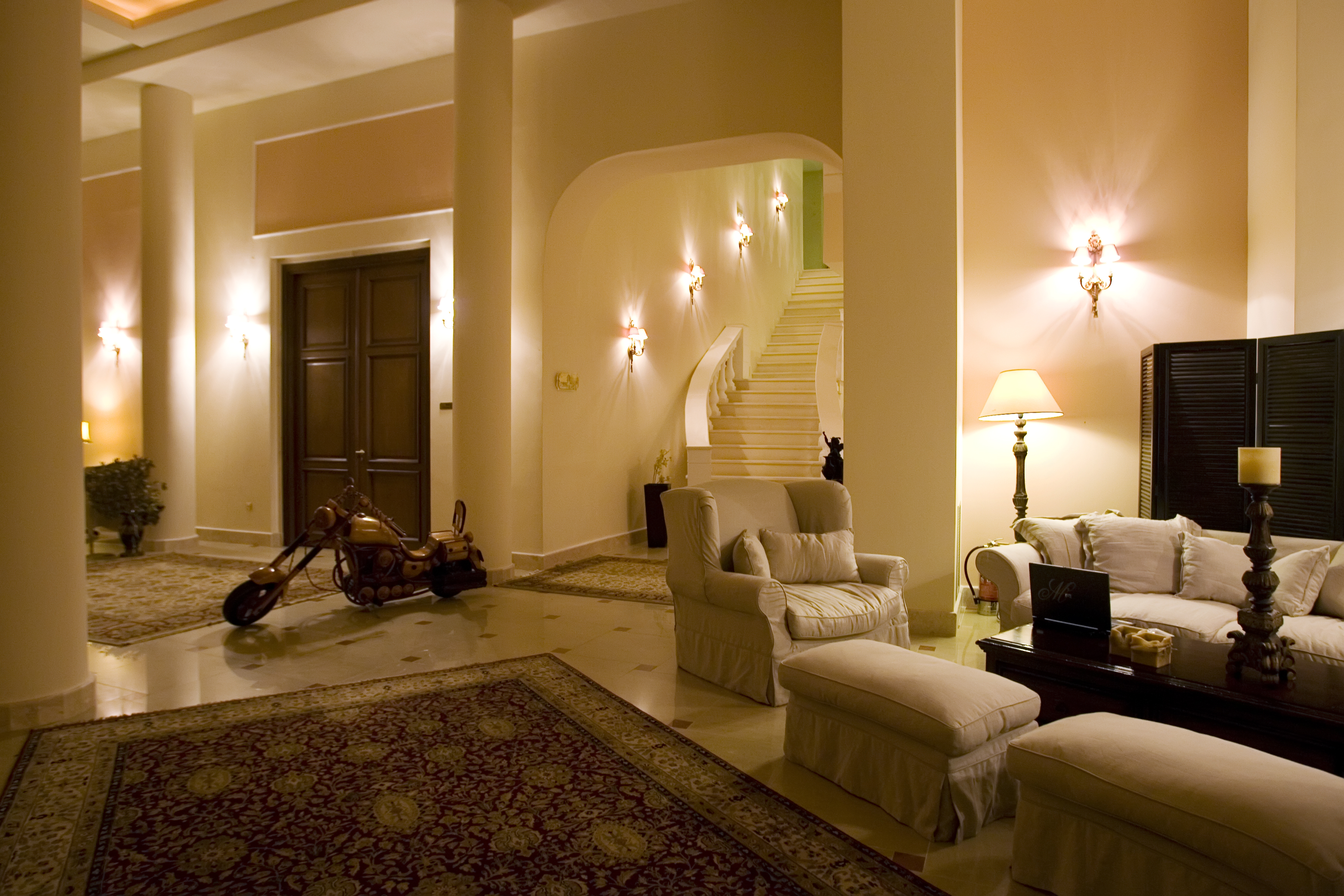 Comer Ionian Palace