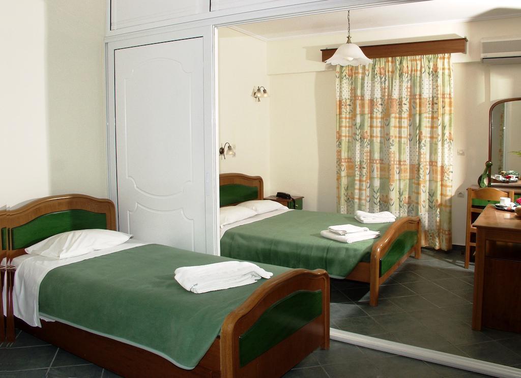 Denise Beach Hotel