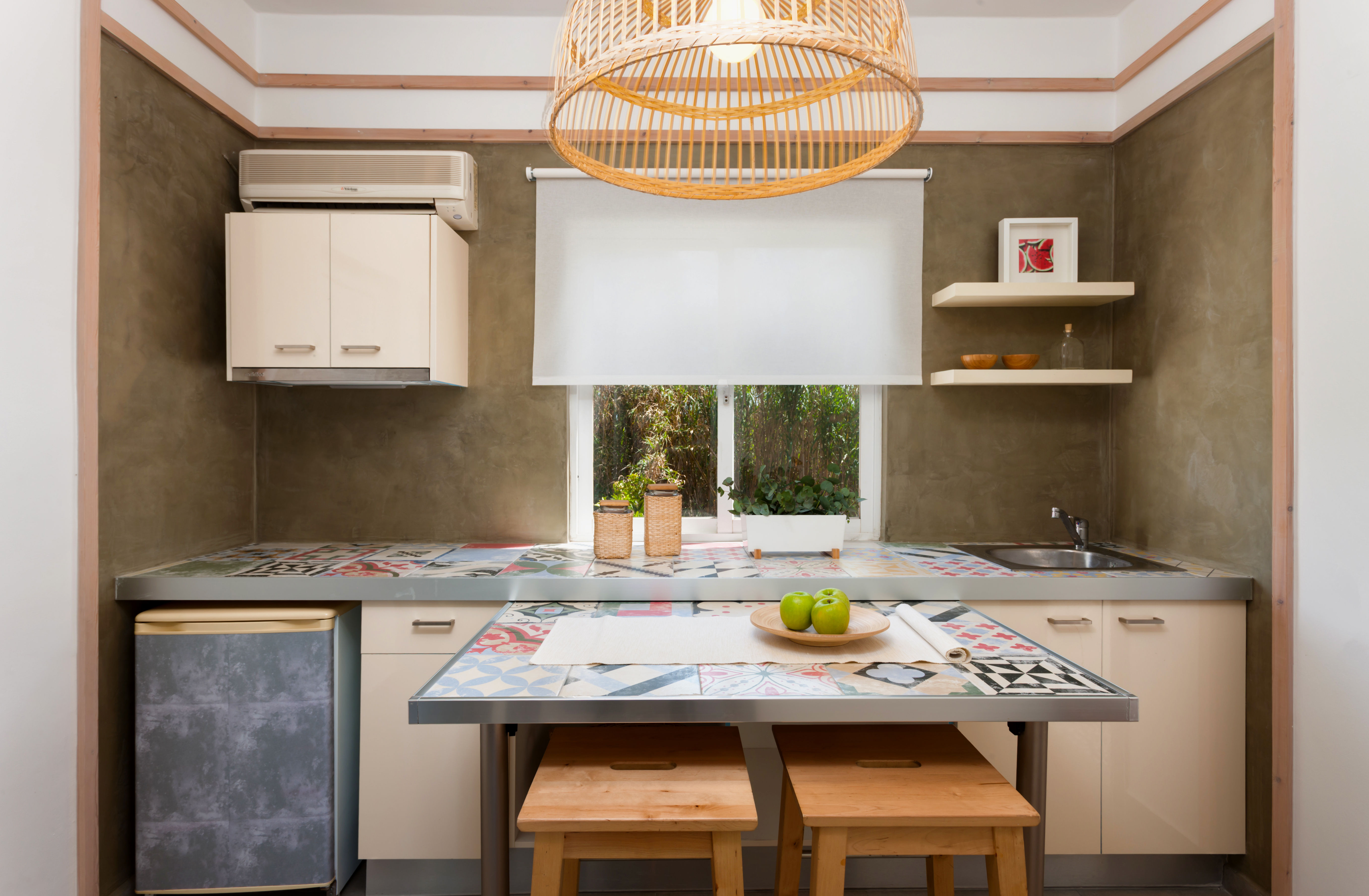 Mirsini Studios & Apartments