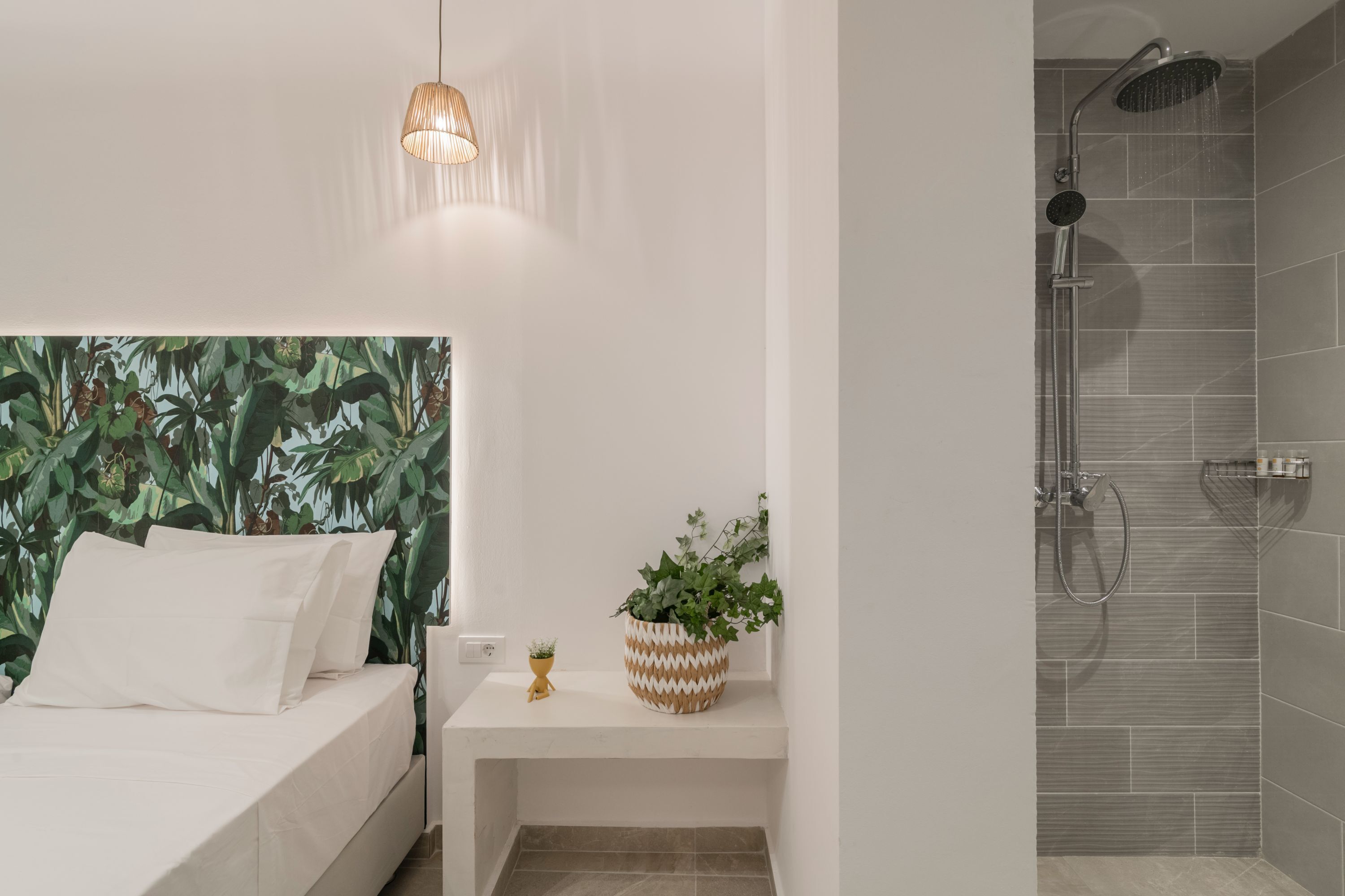 Suncourt Lux Rooms