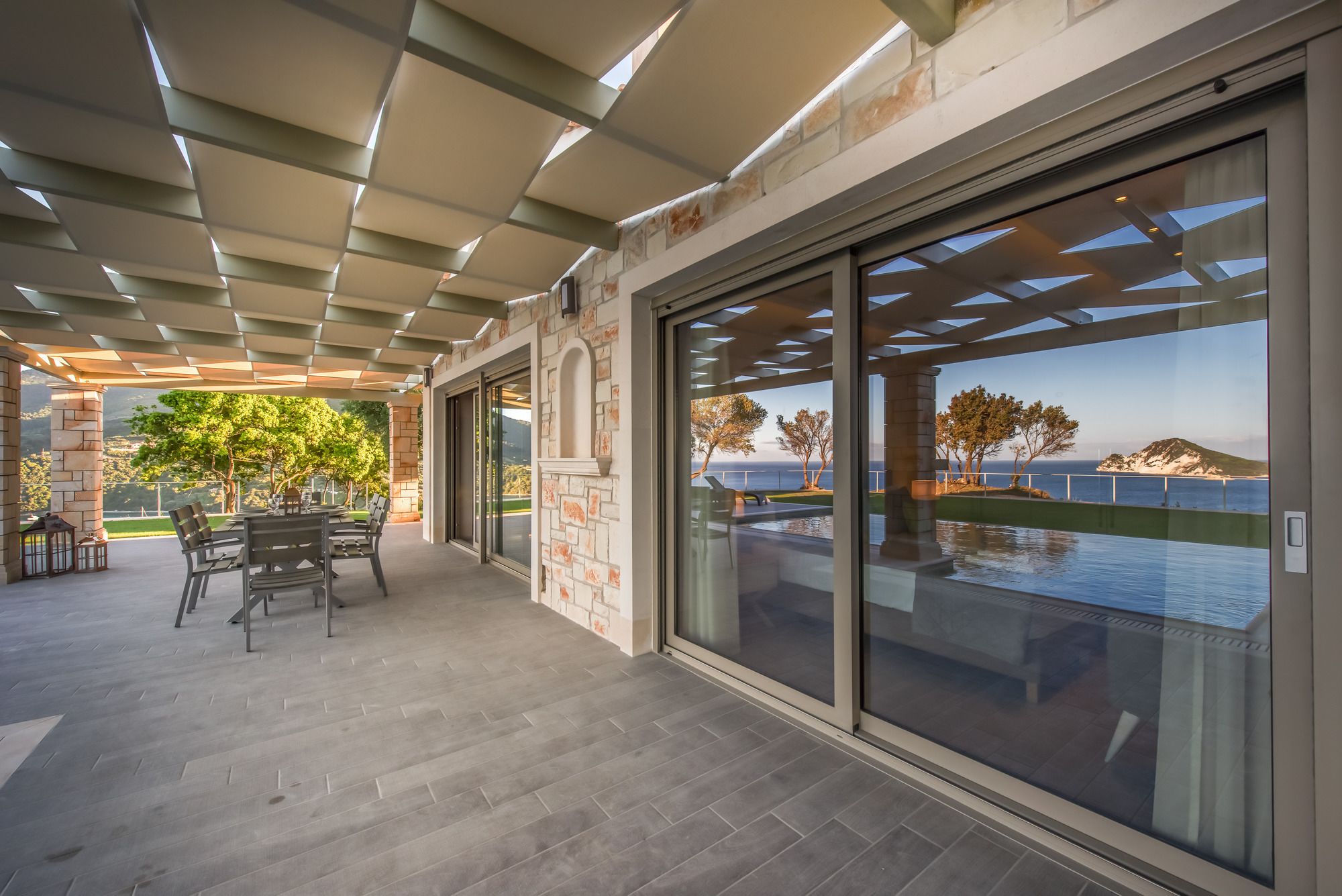 Artina Luxury Villa