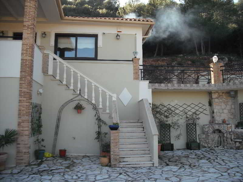 Rentaki Villas