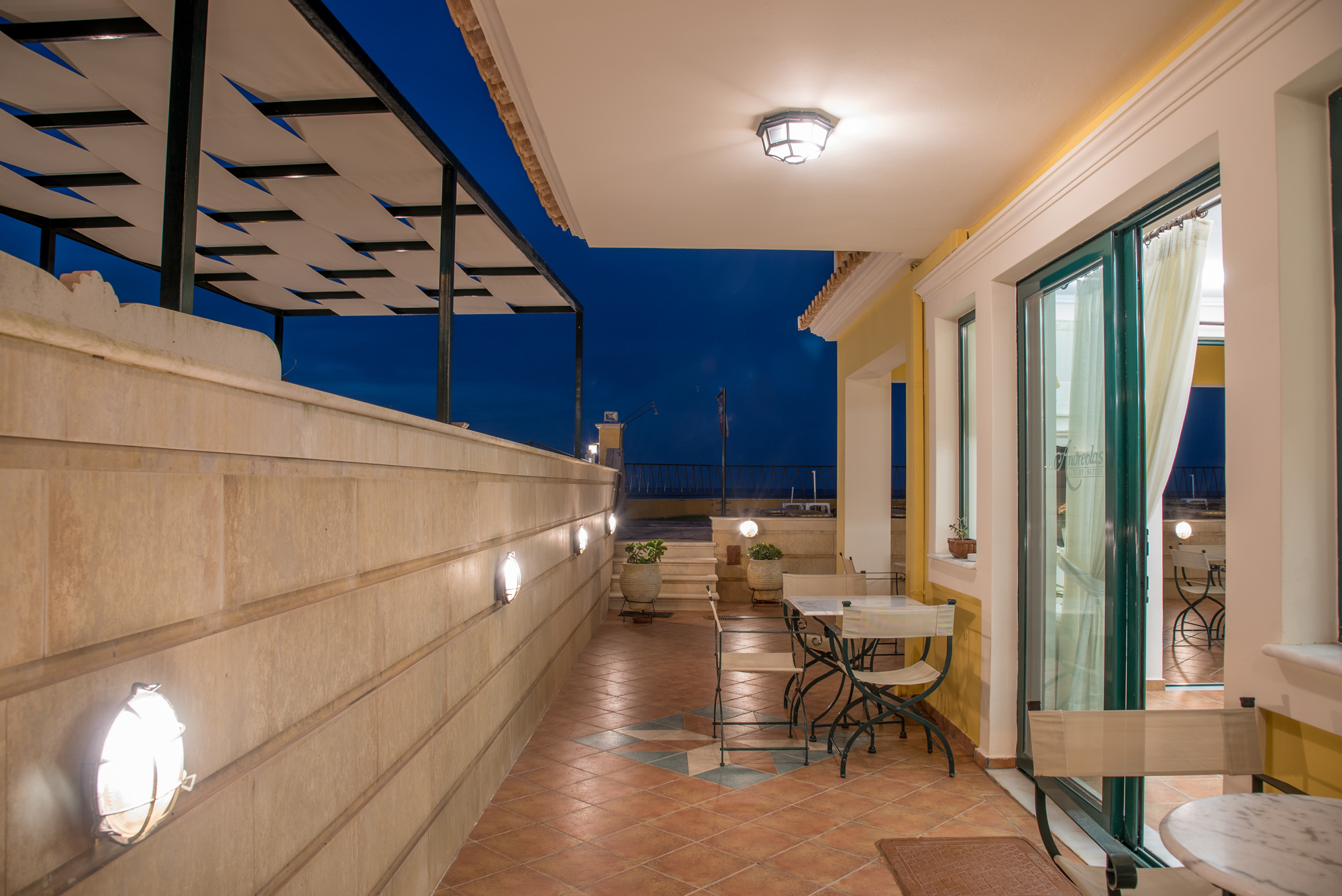 Andreolas Luxury Suites Hotel
