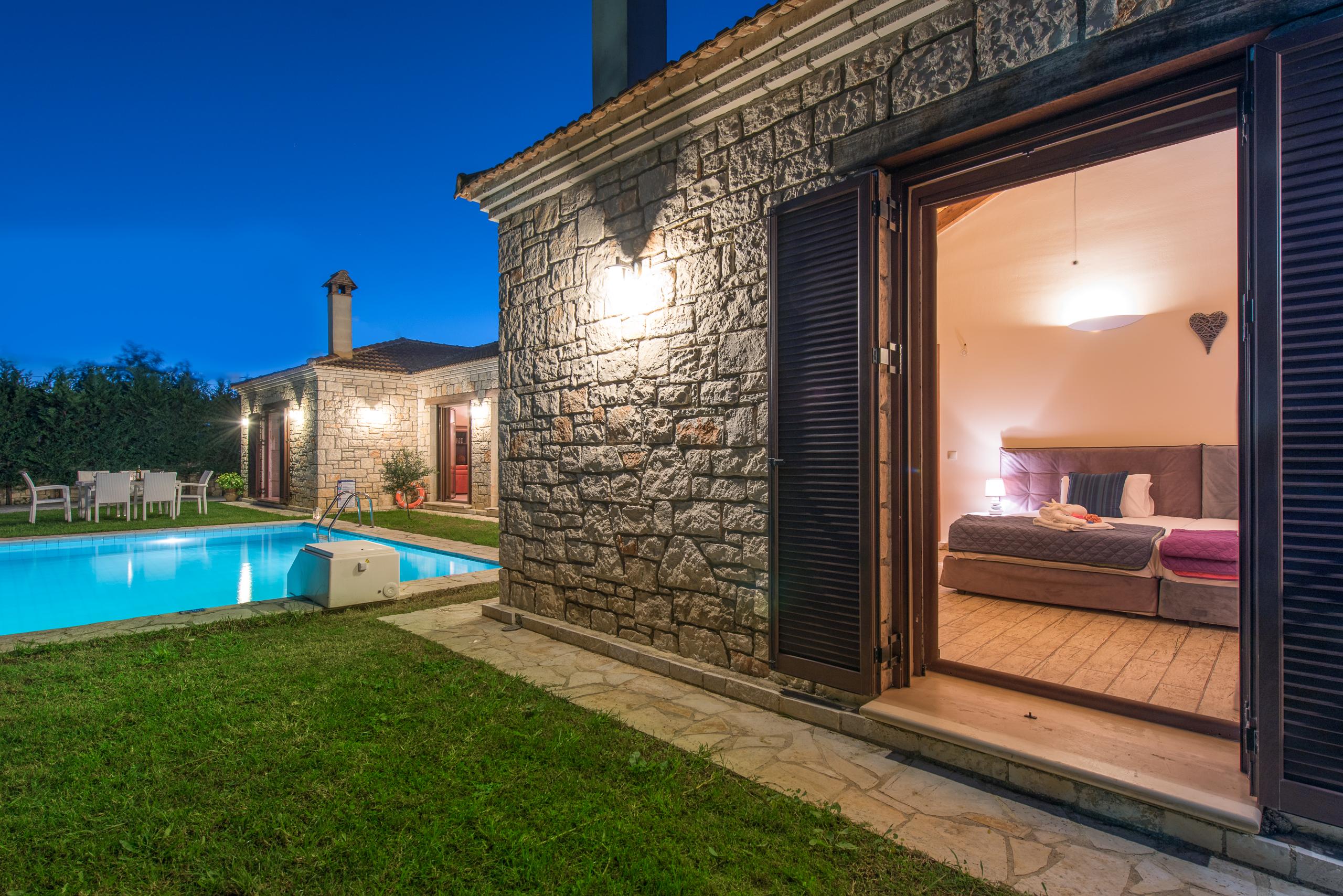 Astarte Villas - Kyveli Villa