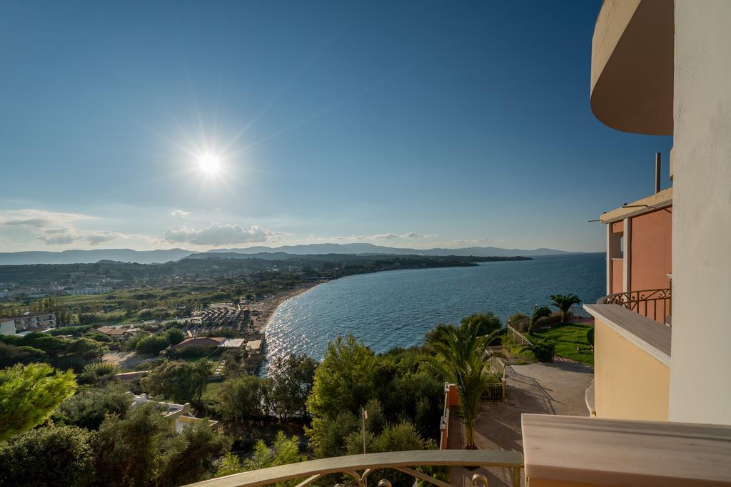 Balcony Hotel