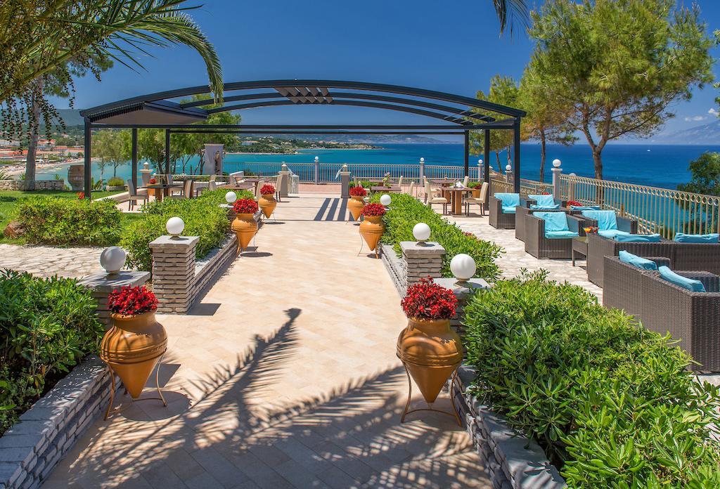 Balcony Hotel
