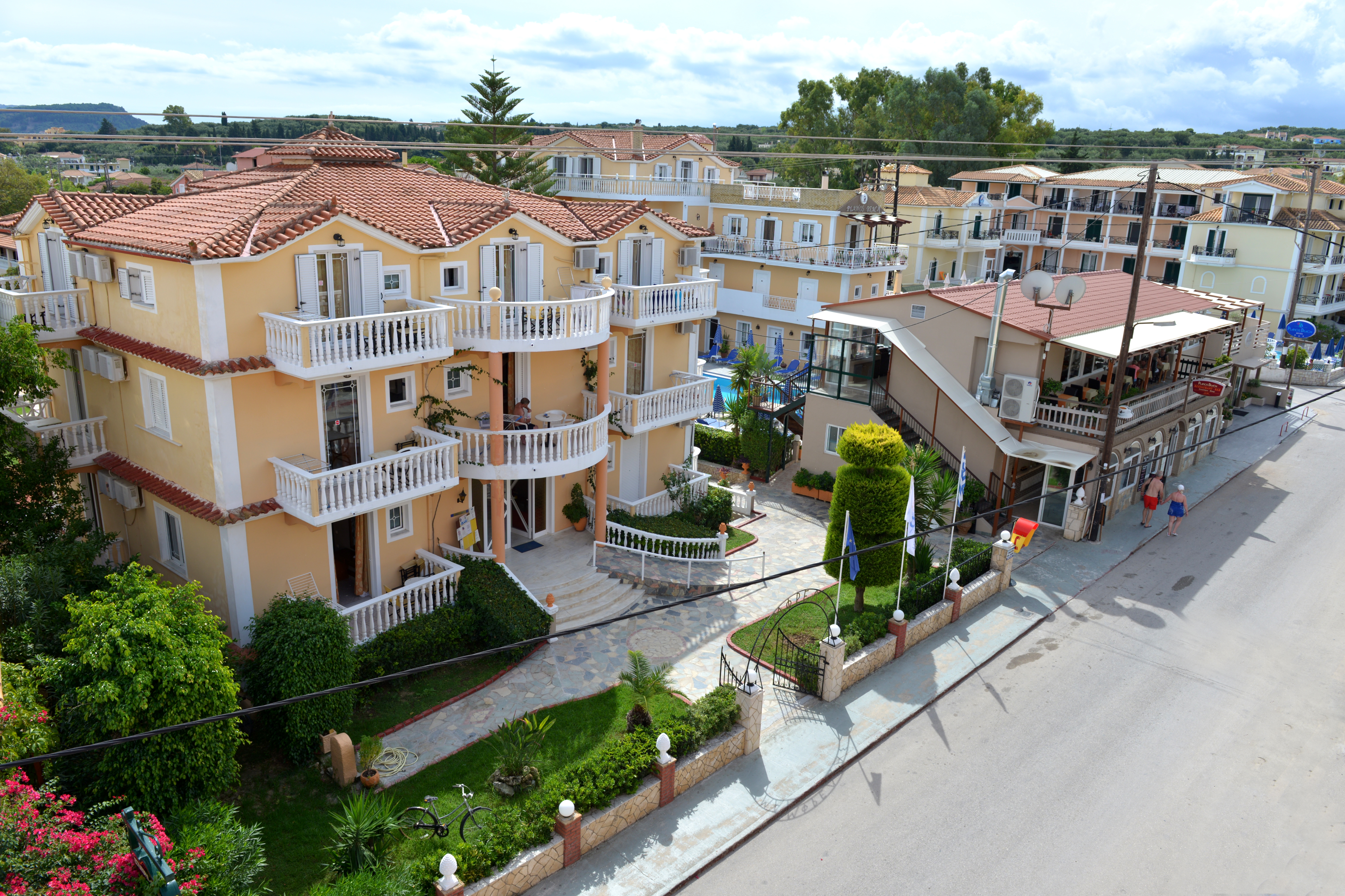Planos Beach Hotel
