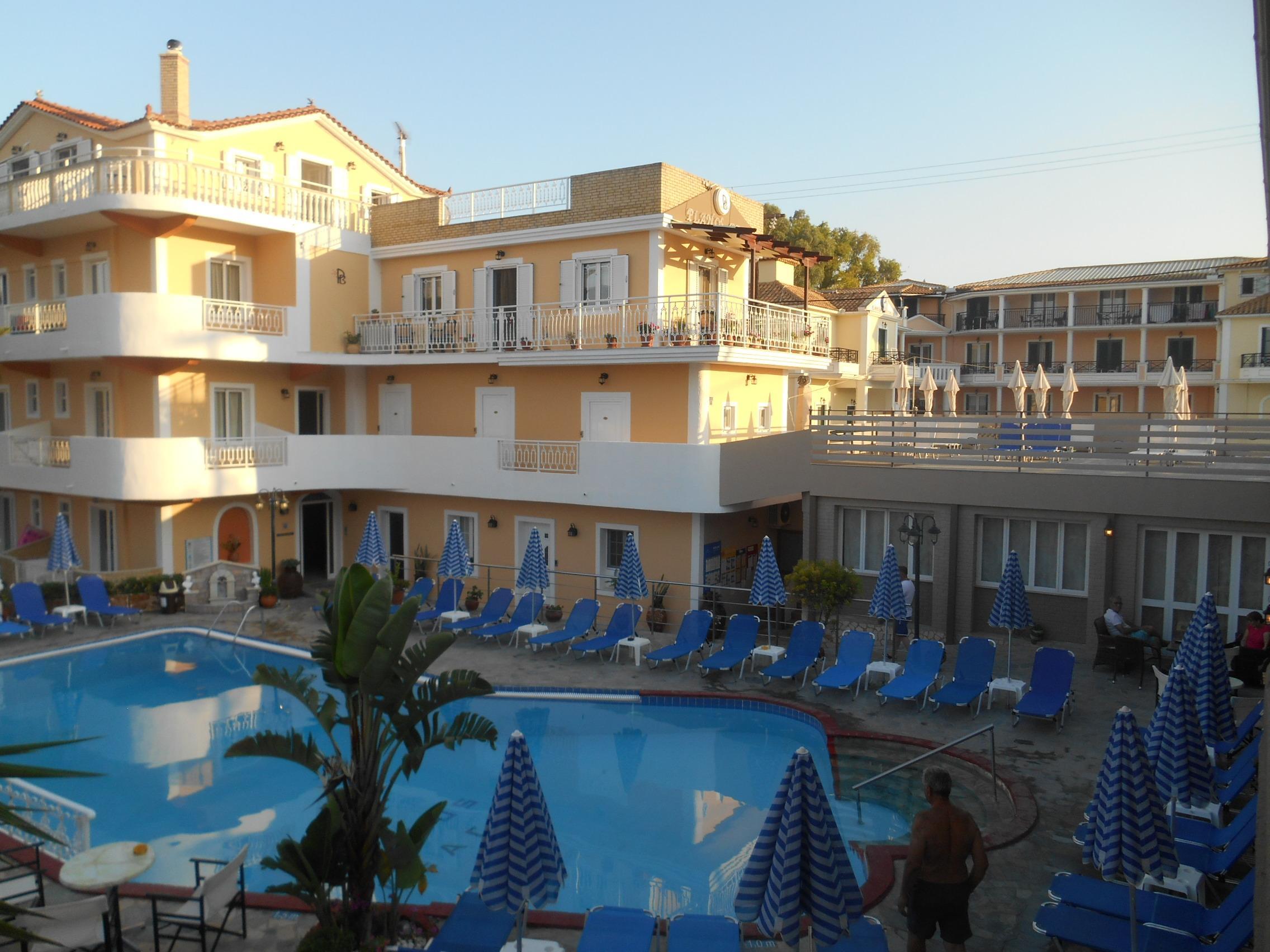 Planos Beach Hotel