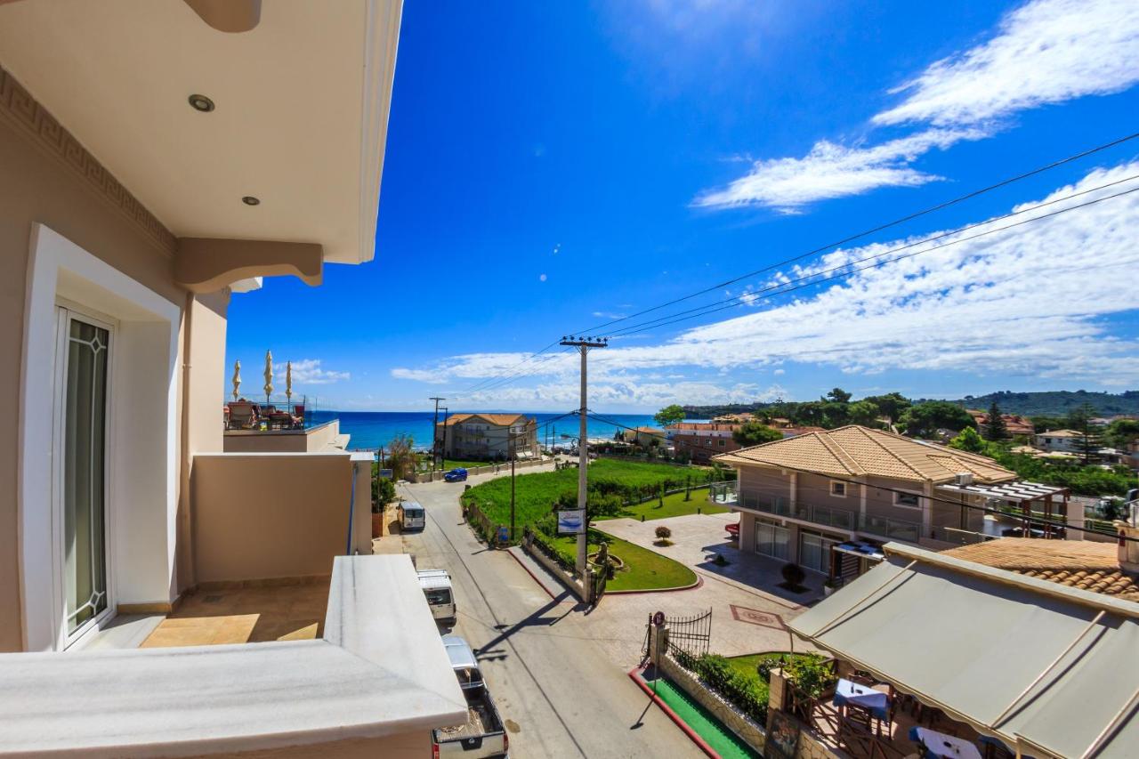 Porto Planos Beach Hotel