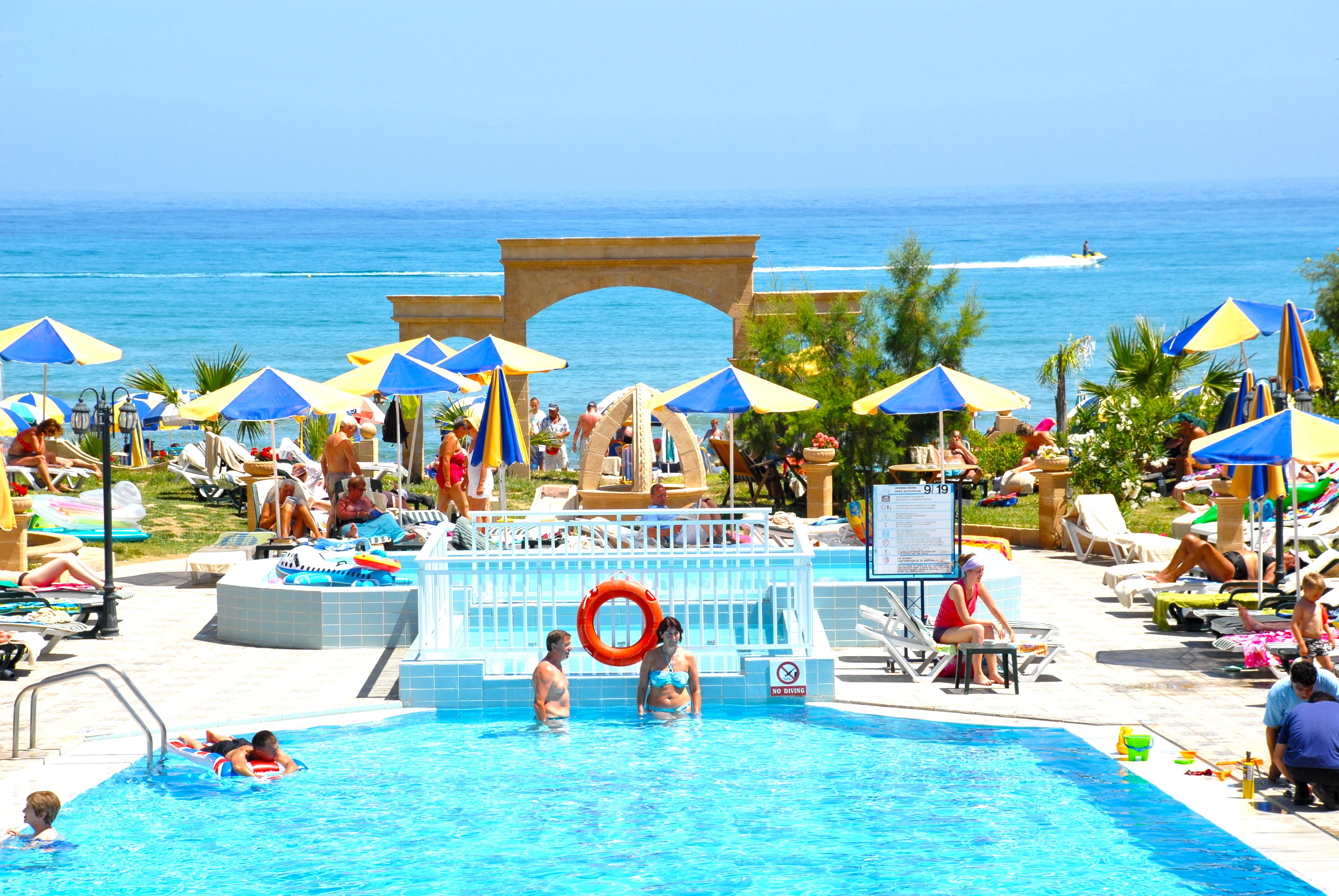 TUI BLUE Zante Maris