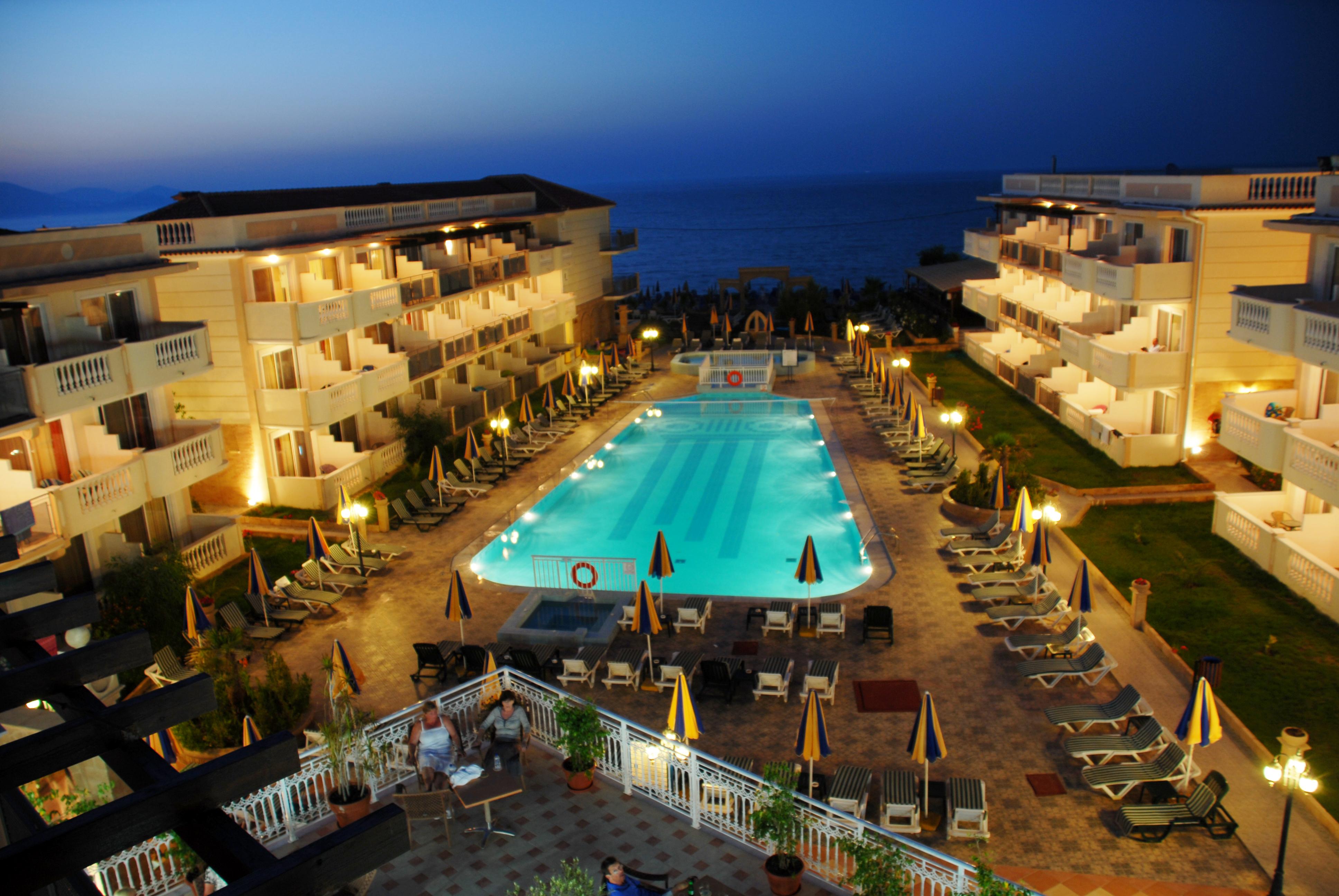 TUI BLUE Zante Maris