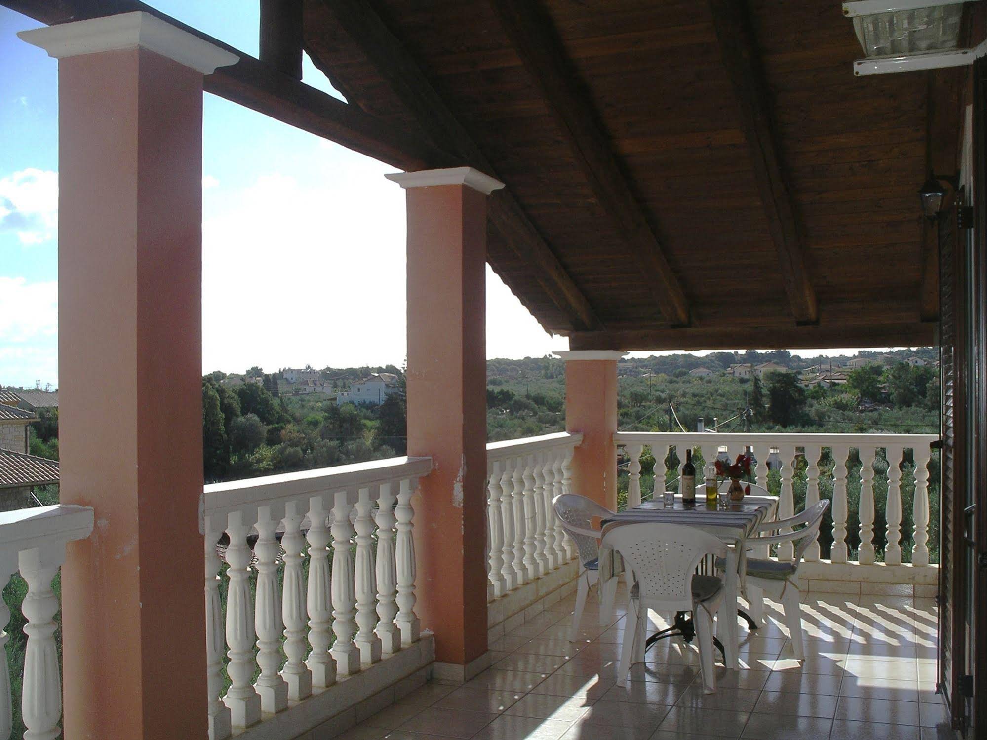 Arazzo Holiday Apartments