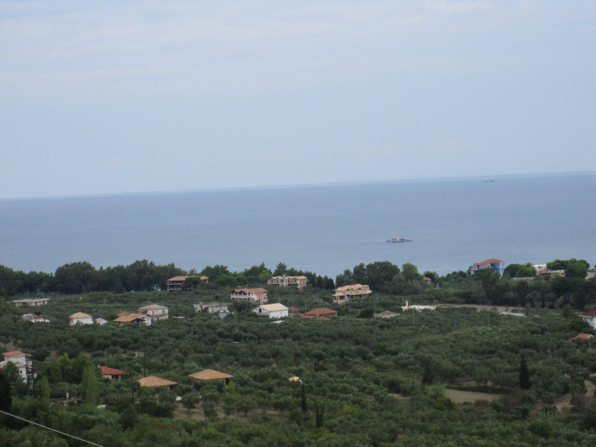Arazzo Holiday Apartments