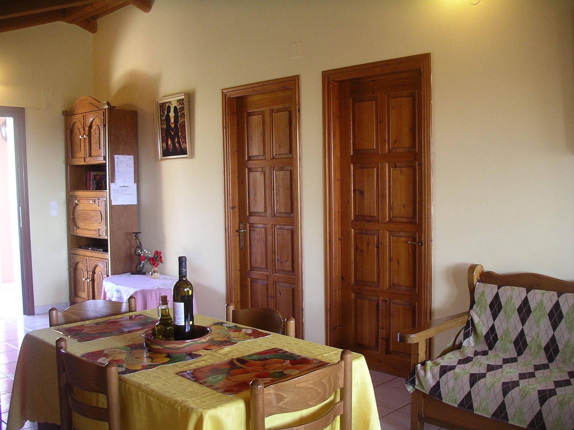Arazzo Holiday Apartments