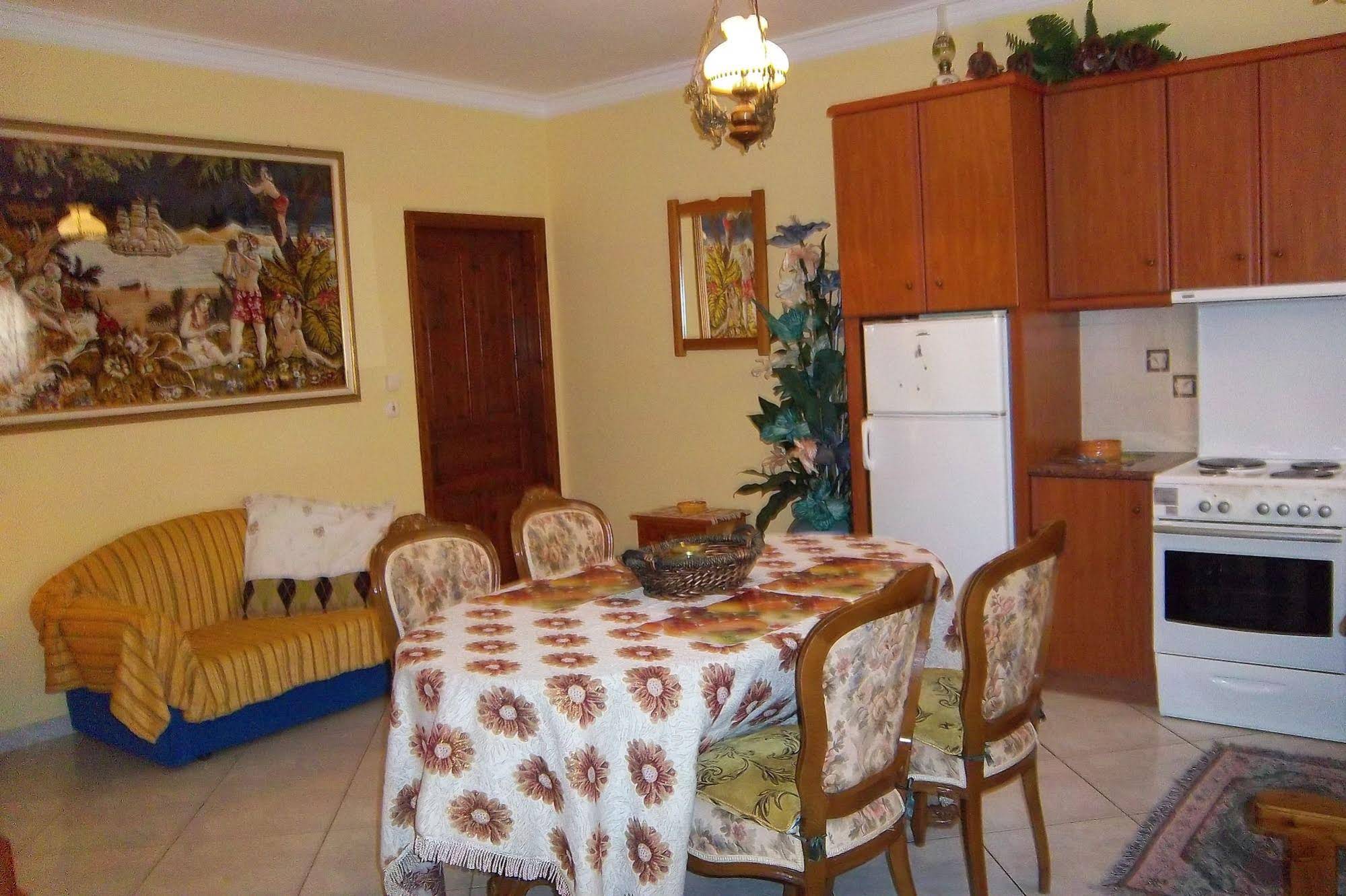 Arazzo Holiday Apartments