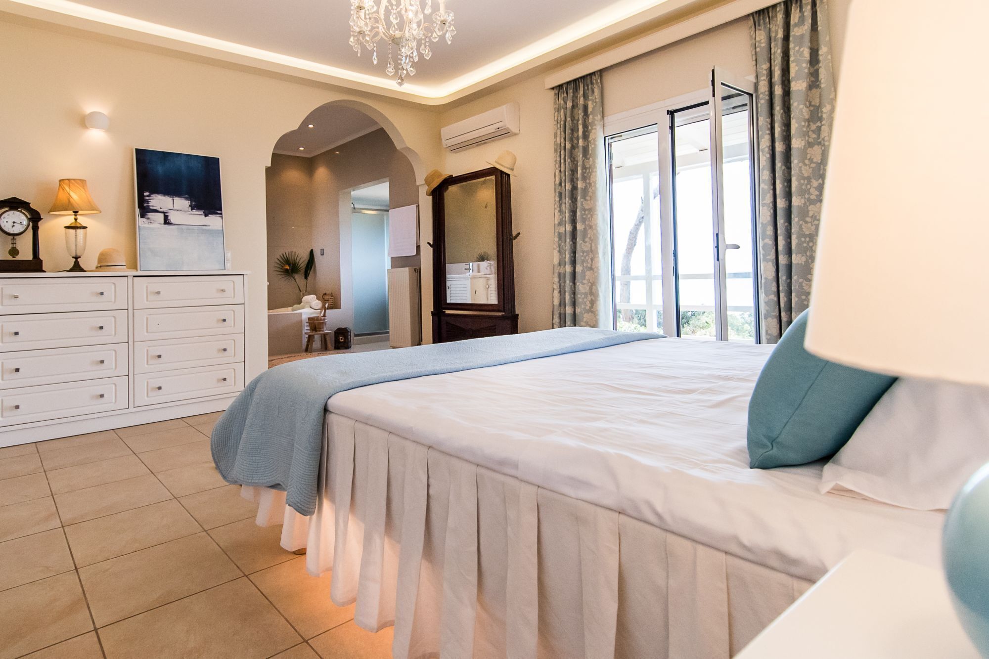 Azzuro Beach House