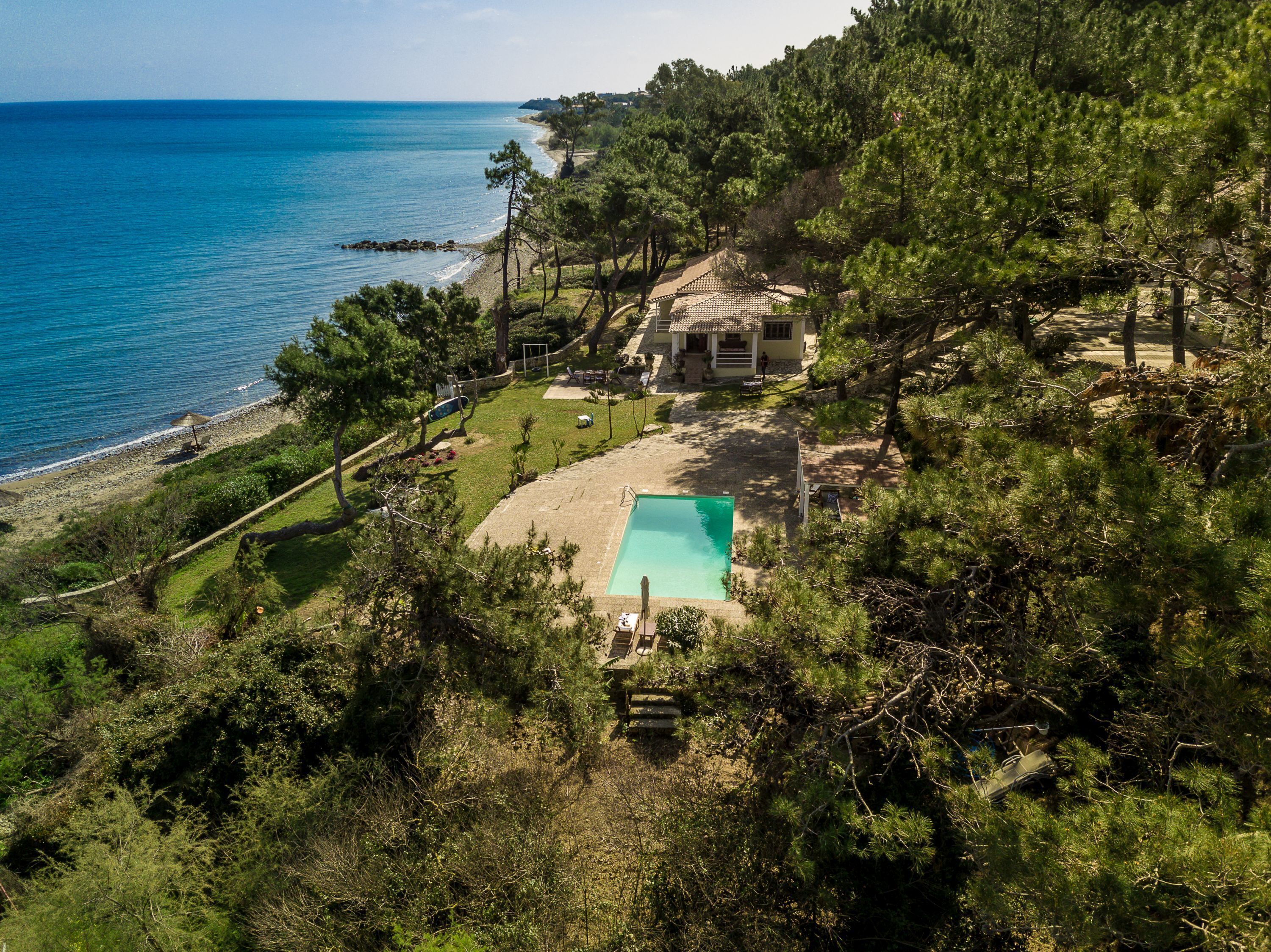 Azzuro Beach House