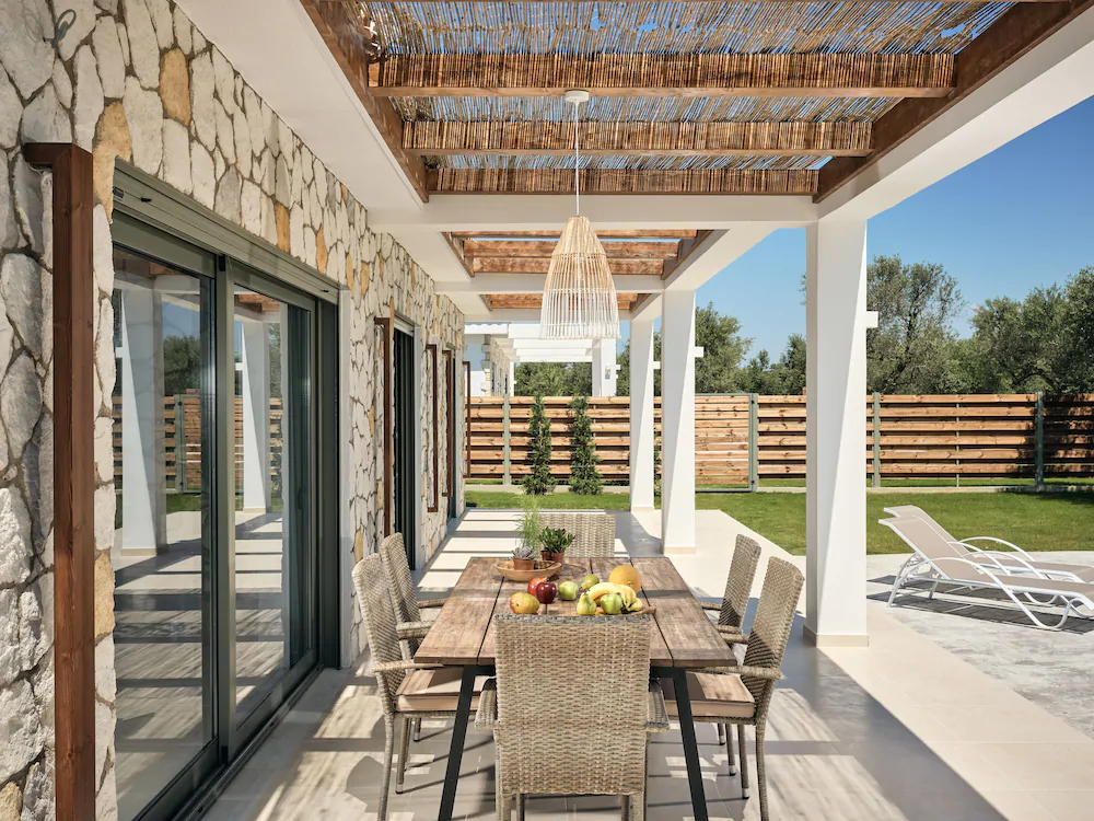 Gerakas Luxury Villas
