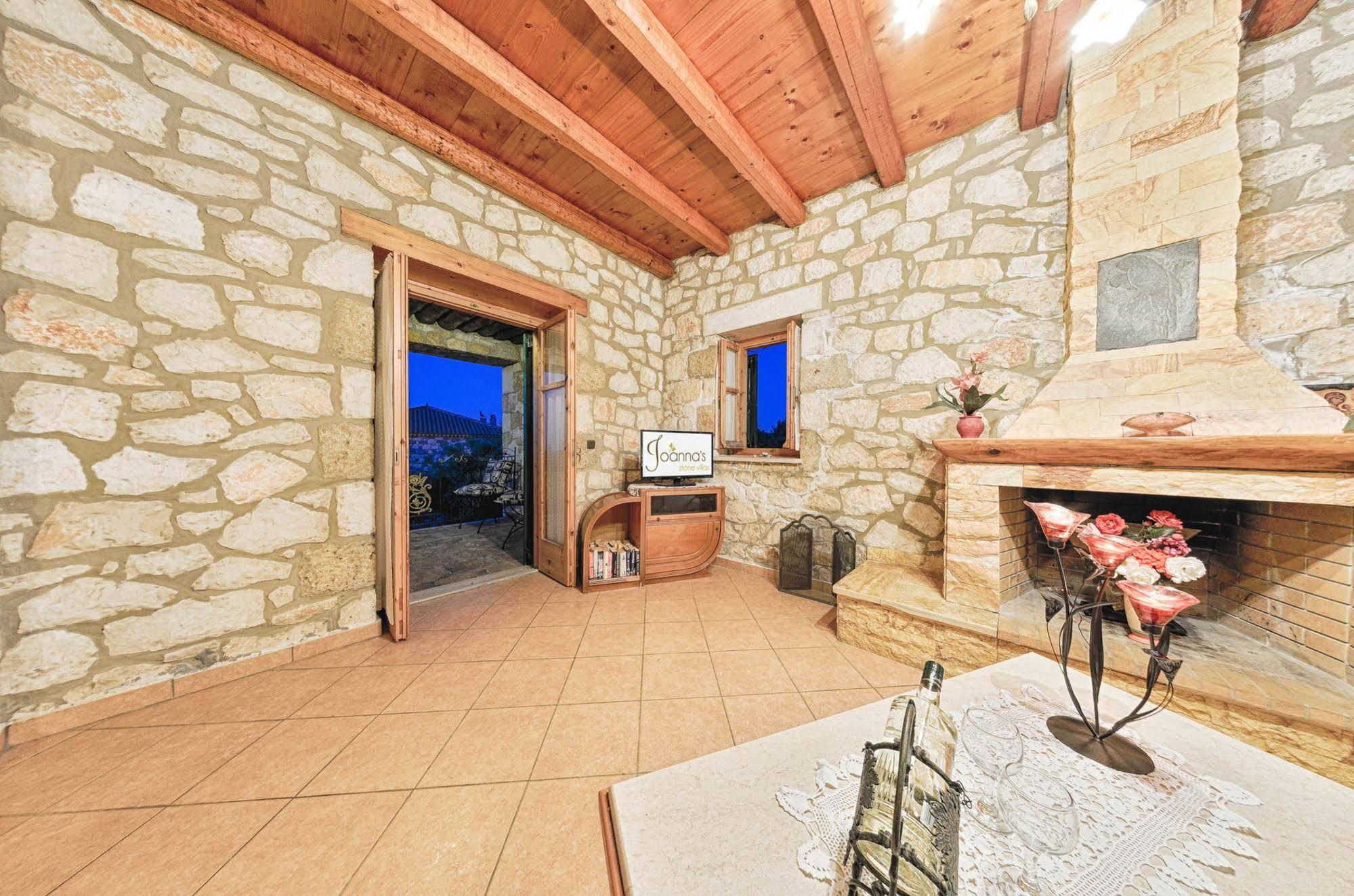 Joanna's Stone Villas
