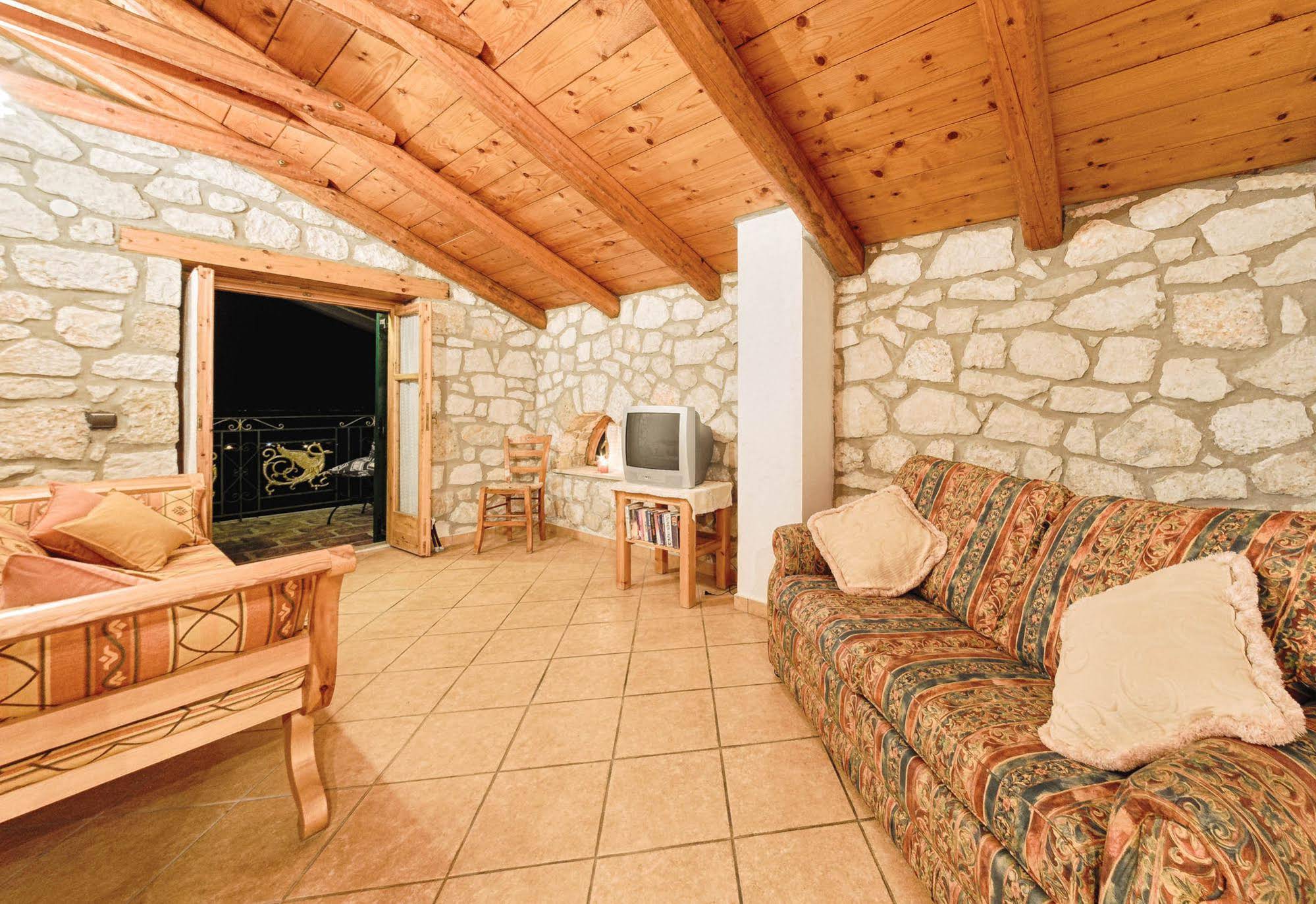 Joanna's Stone Villas