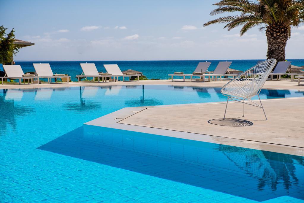 The Bay Hotel + Suites