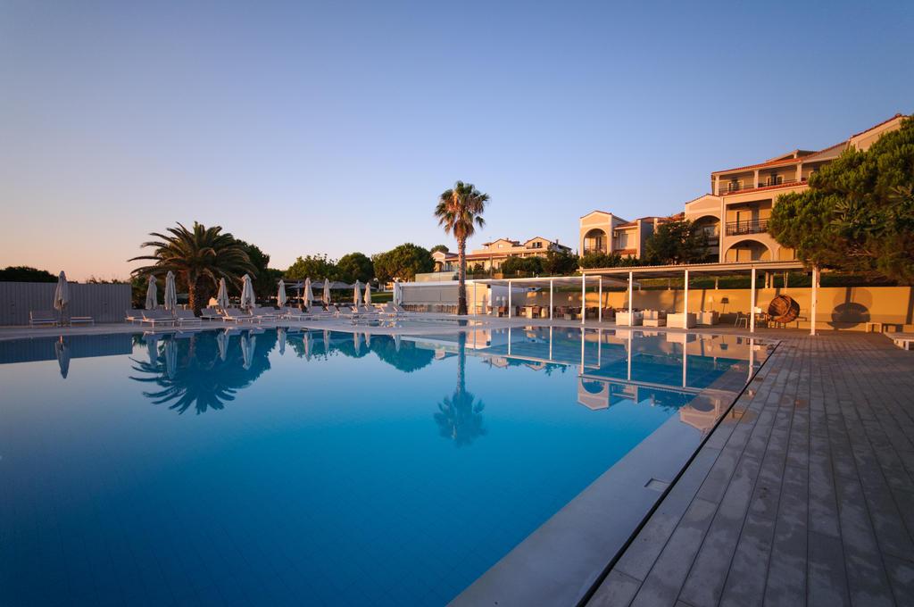 The Bay Hotel + Suites
