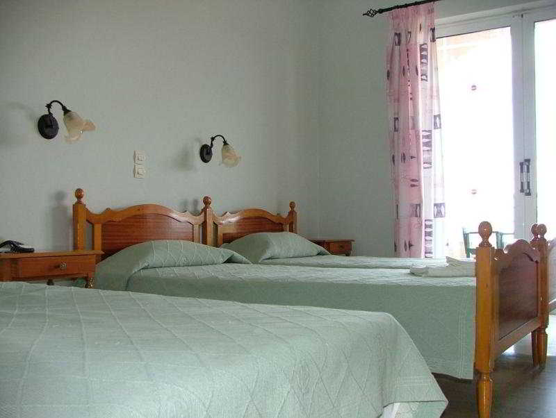 Hotel Vasilikos Beach