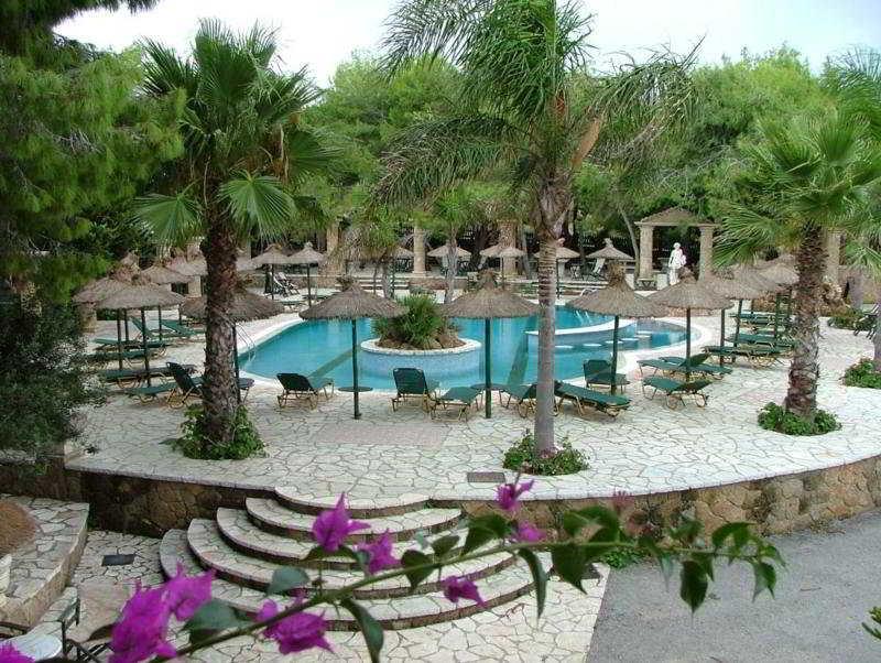 Hotel Vasilikos Beach