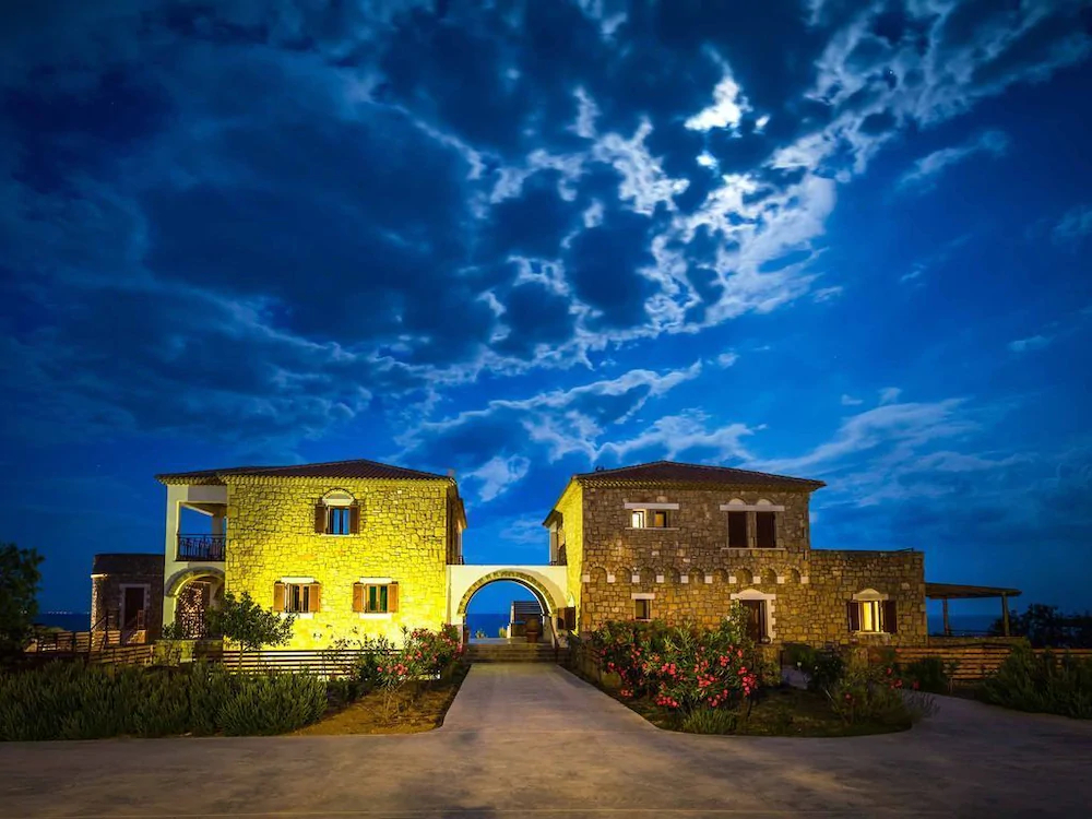 Villa Almyra