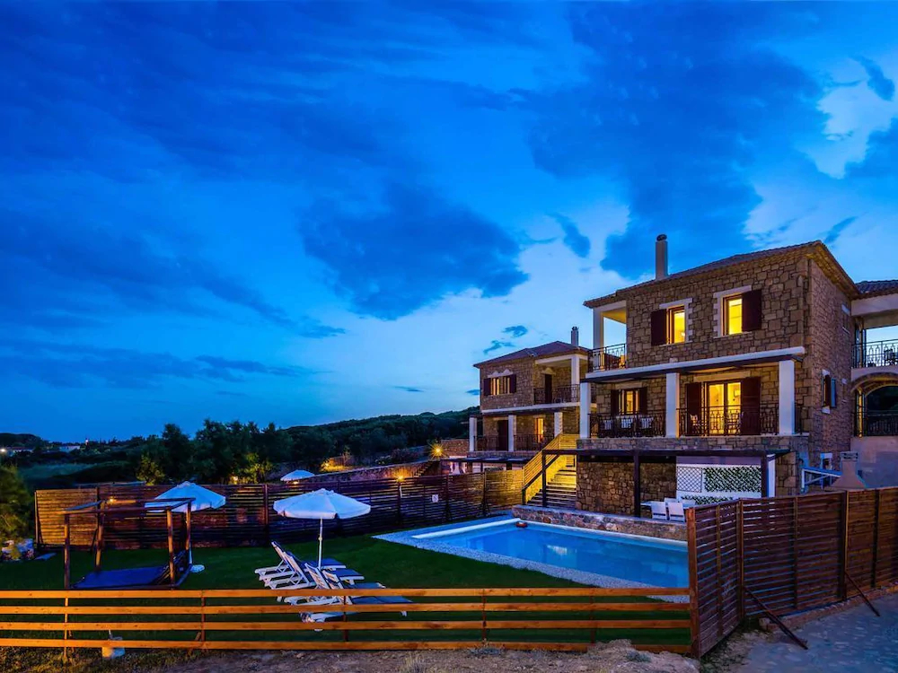 Villa Almyra