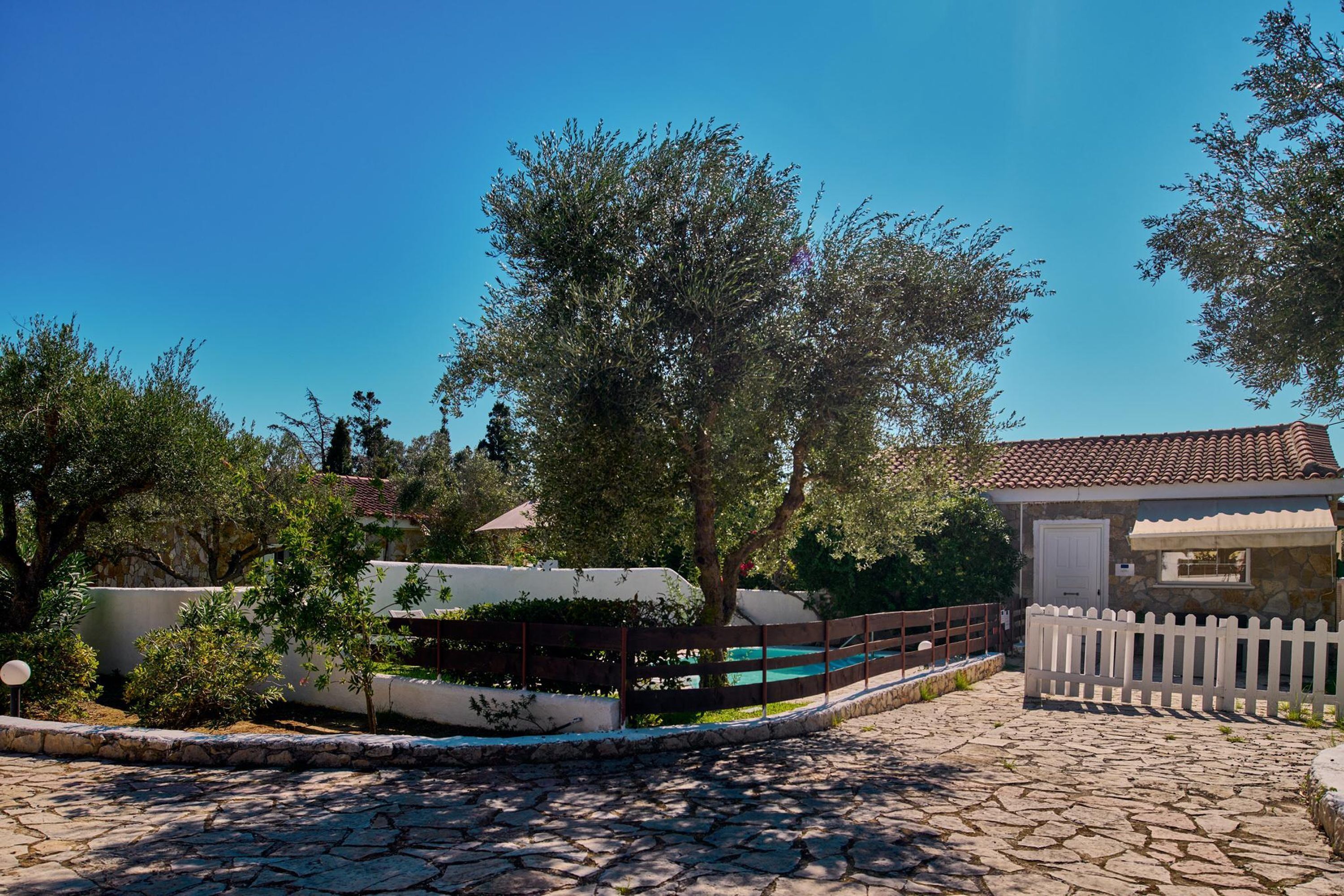Villa Nefeli Periyali