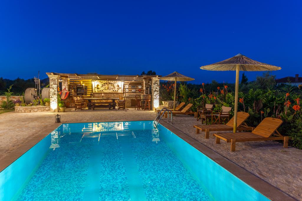 Agro Art Boutique & Luxury Villa