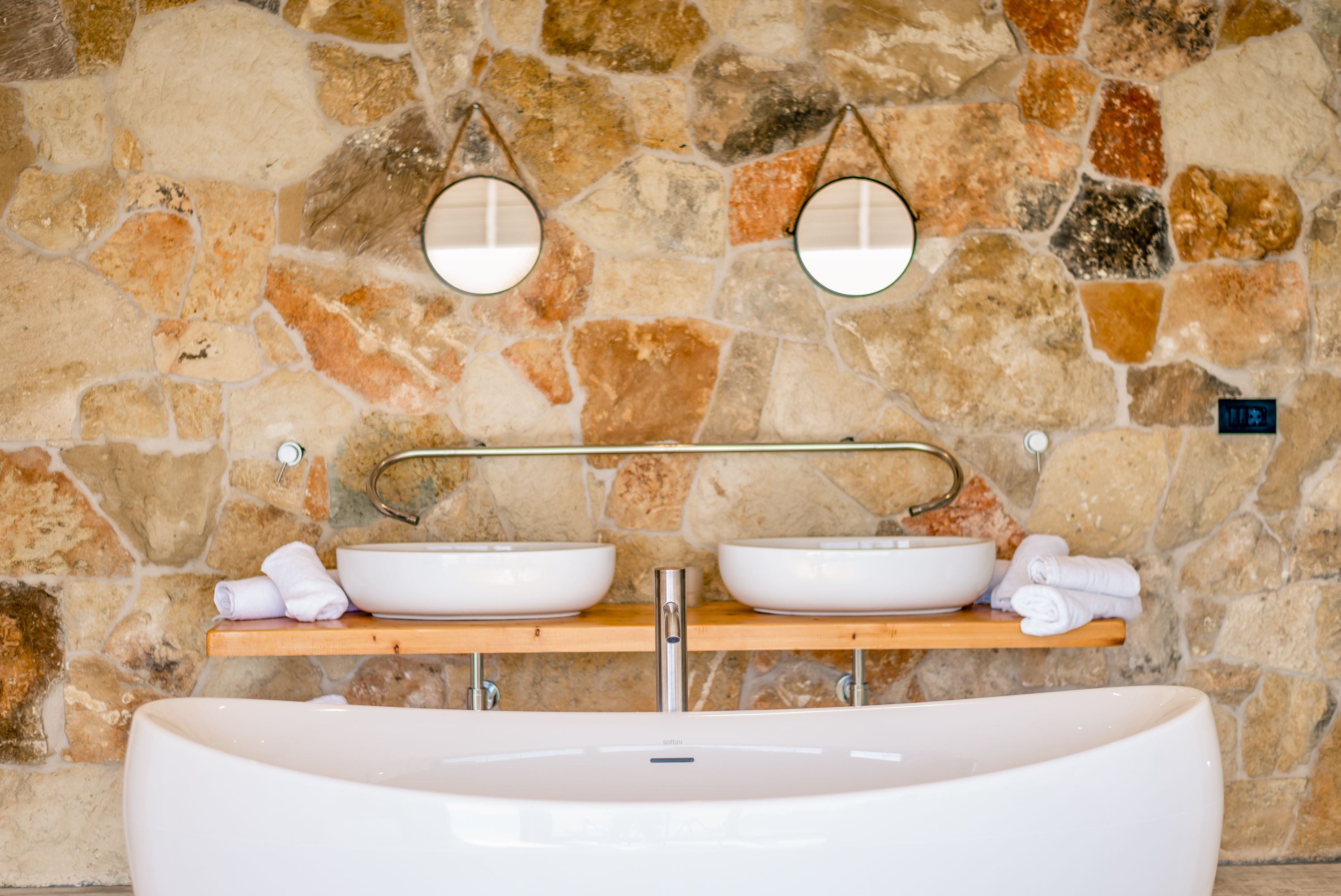 Gloria Maris Hotel Suites & Villas