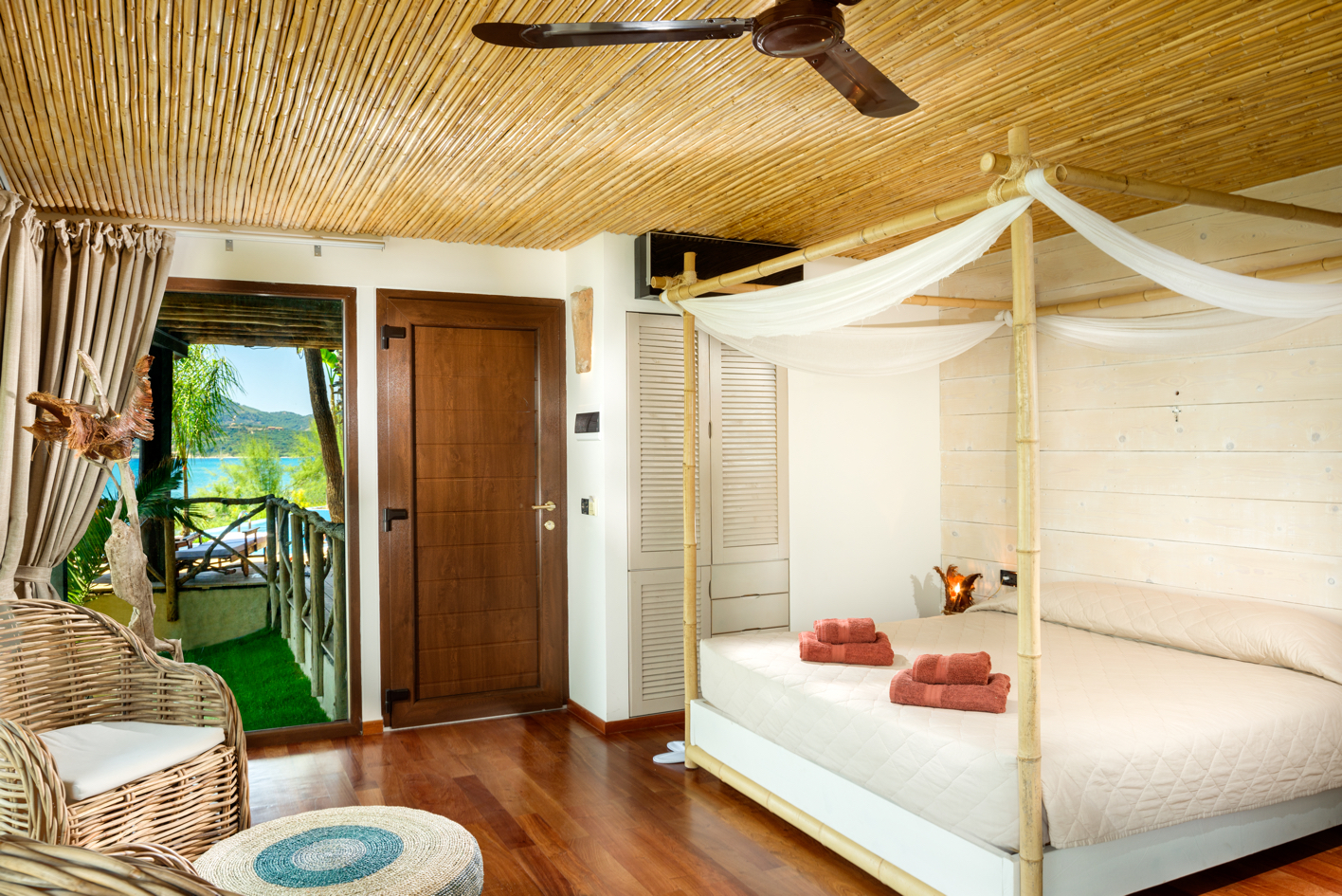 Gloria Maris Hotel Suites & Villas