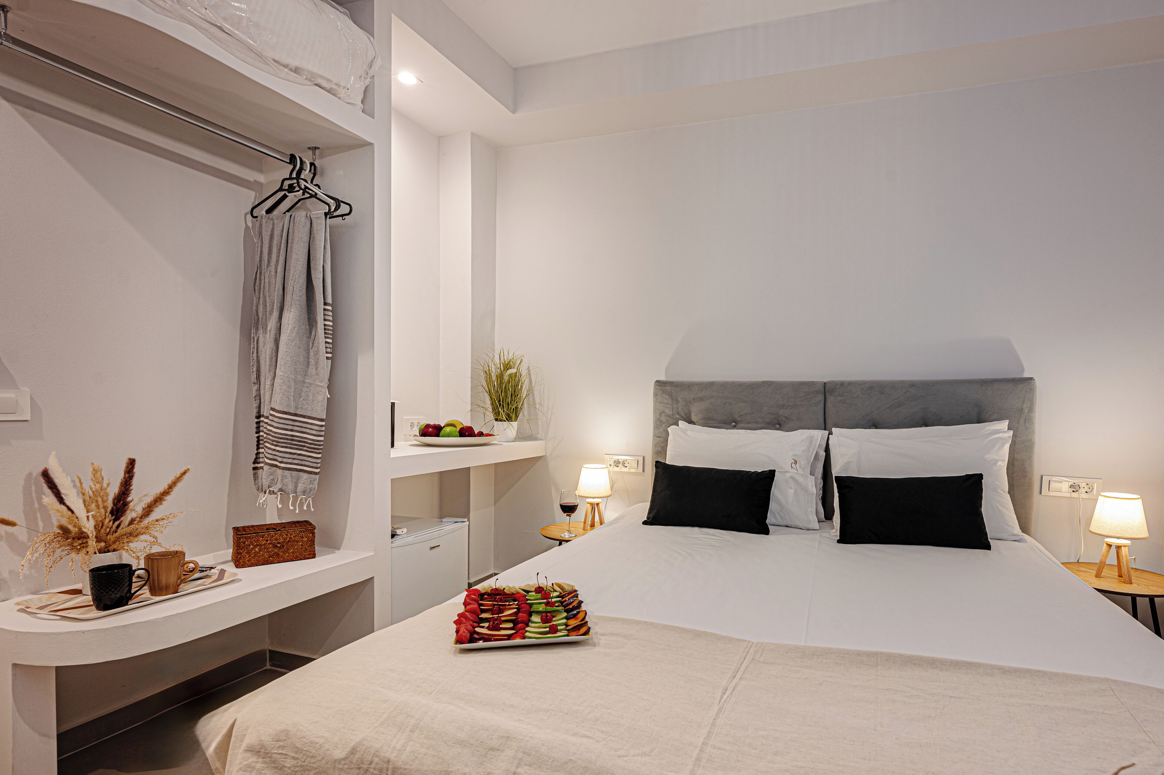 Amina Apartments
