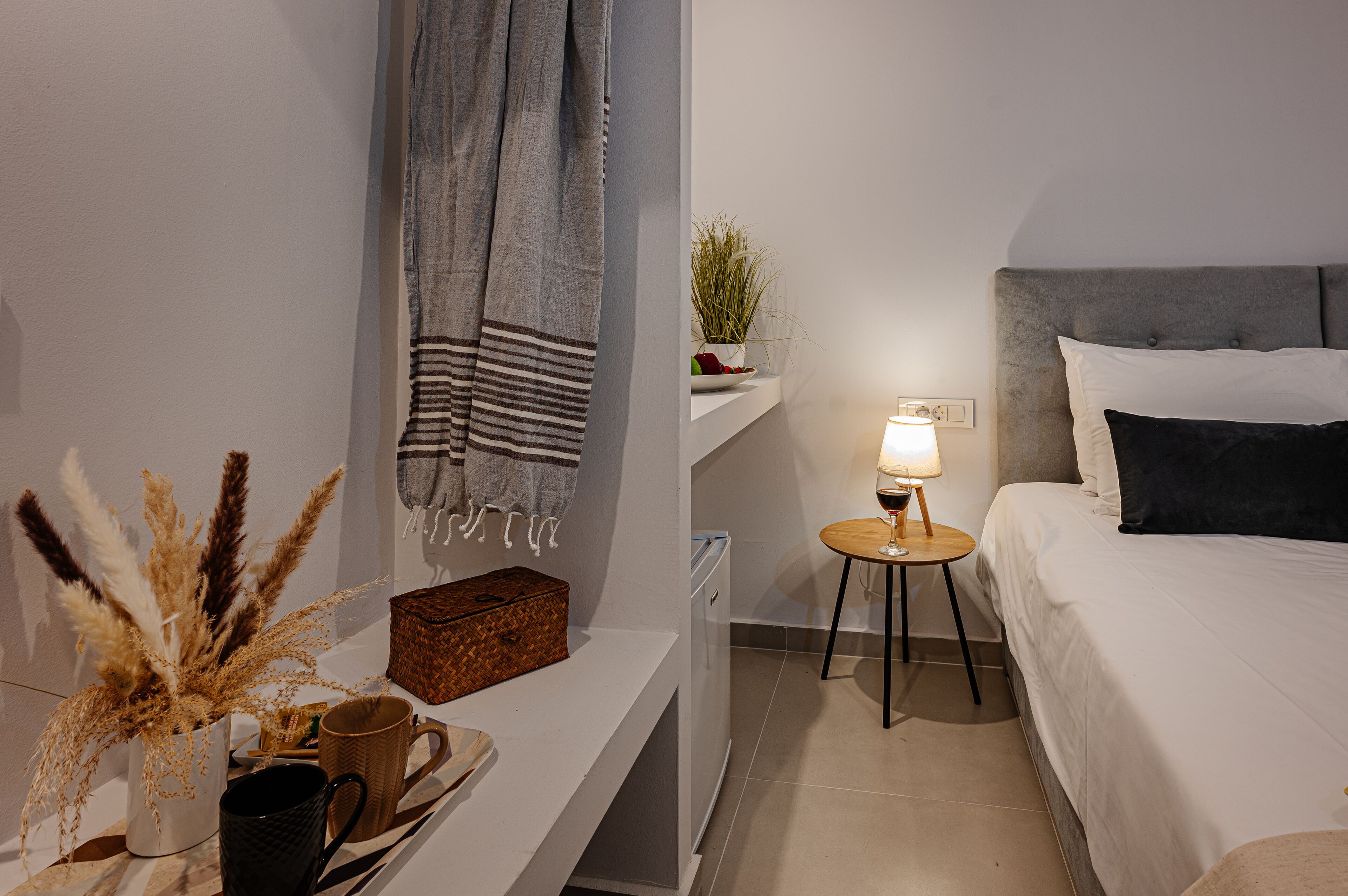Amina Apartments