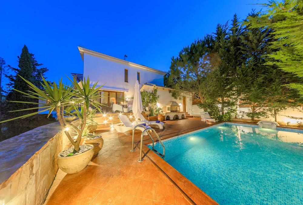 Ark Luxury Villa
