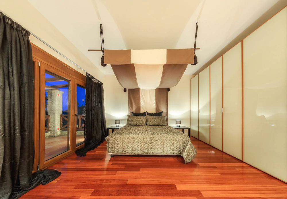Ark Luxury Villa