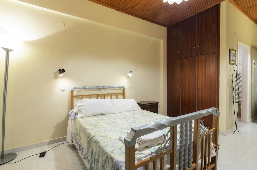 Artemis Apartments