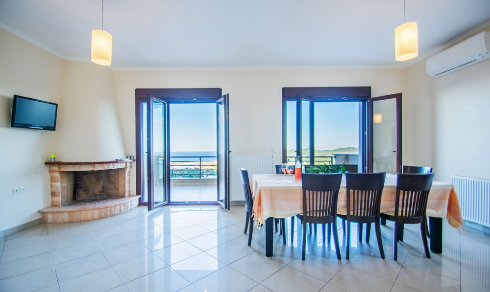 Artemis Oasis Villa