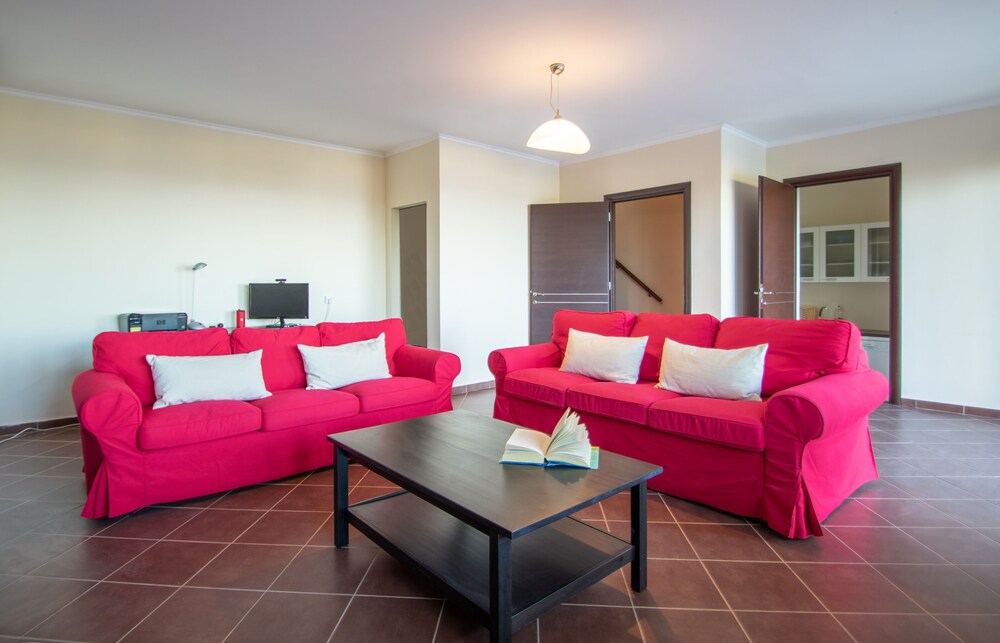 Artemis Oasis Villa