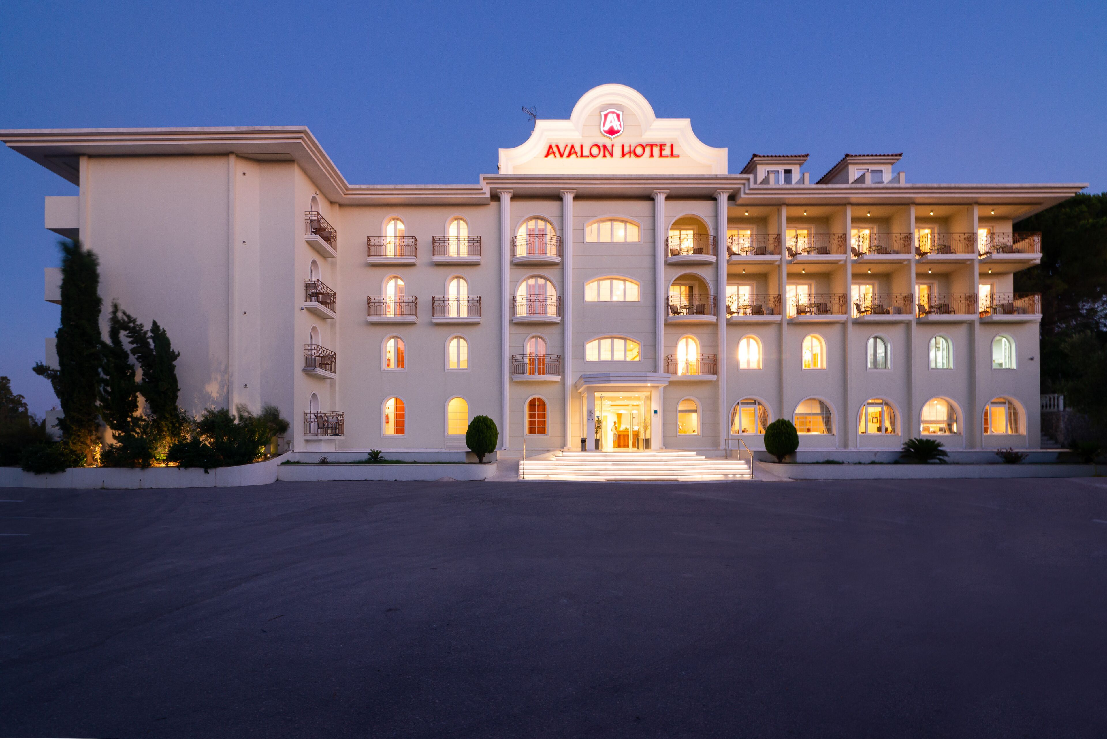 Avalon Palace Hotel