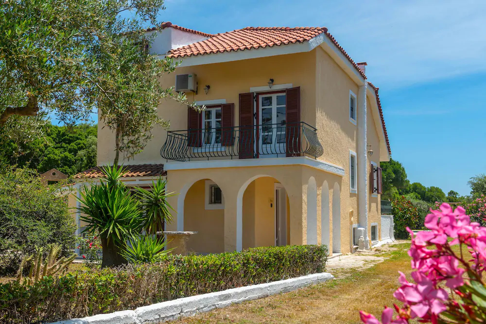 Beach Villa Lena