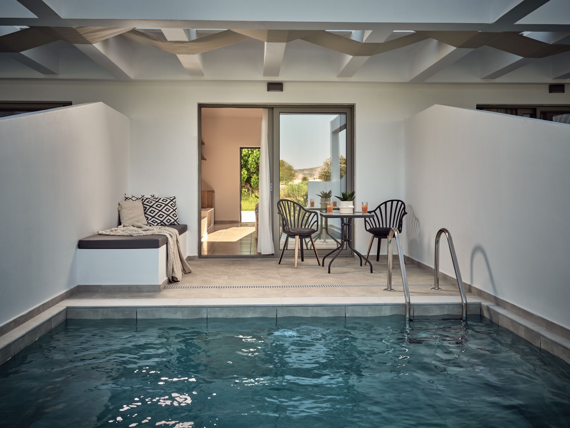 Cassiopeia Rooms & Suites