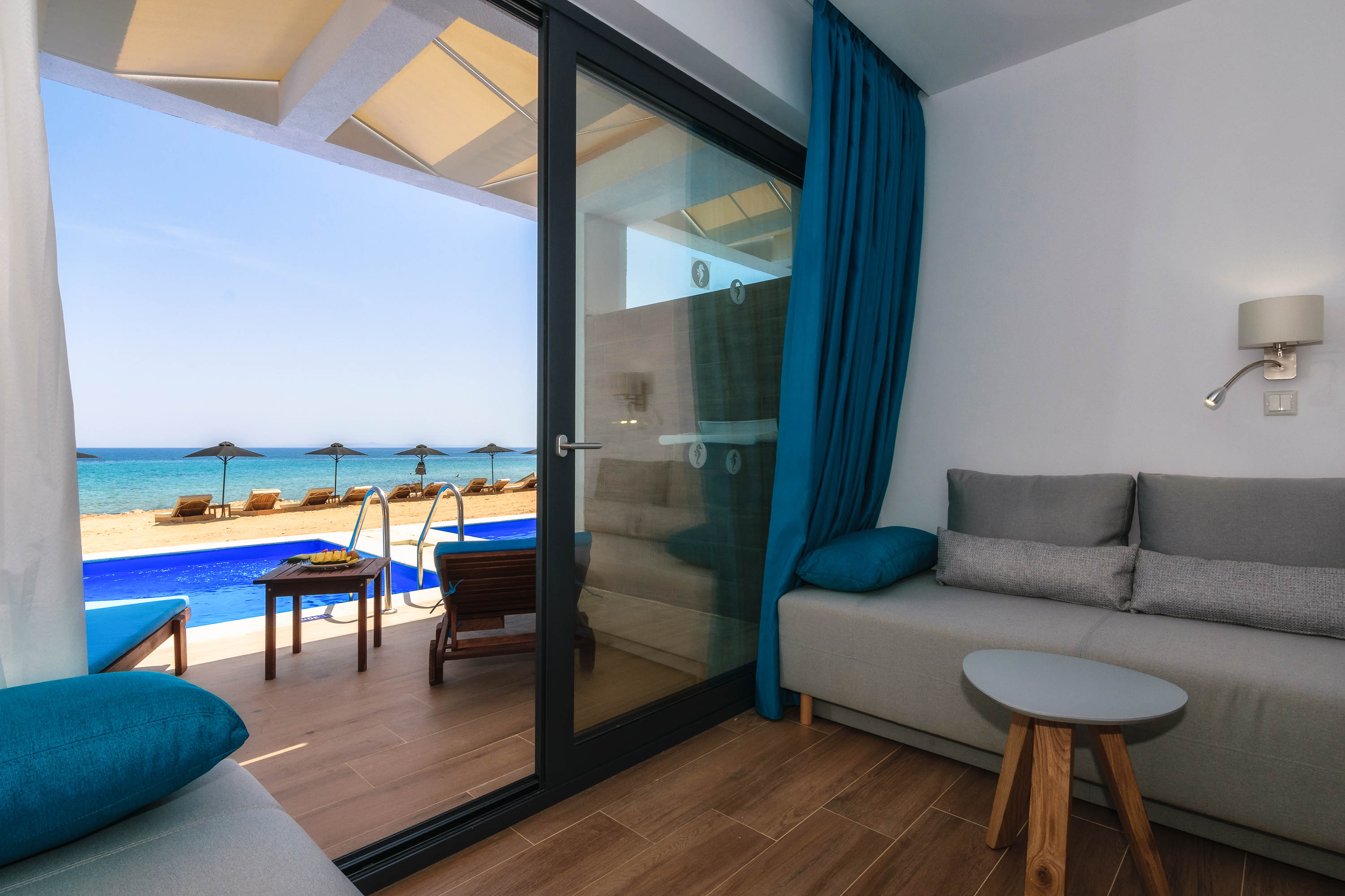 Cavo Orient Beach Hotel