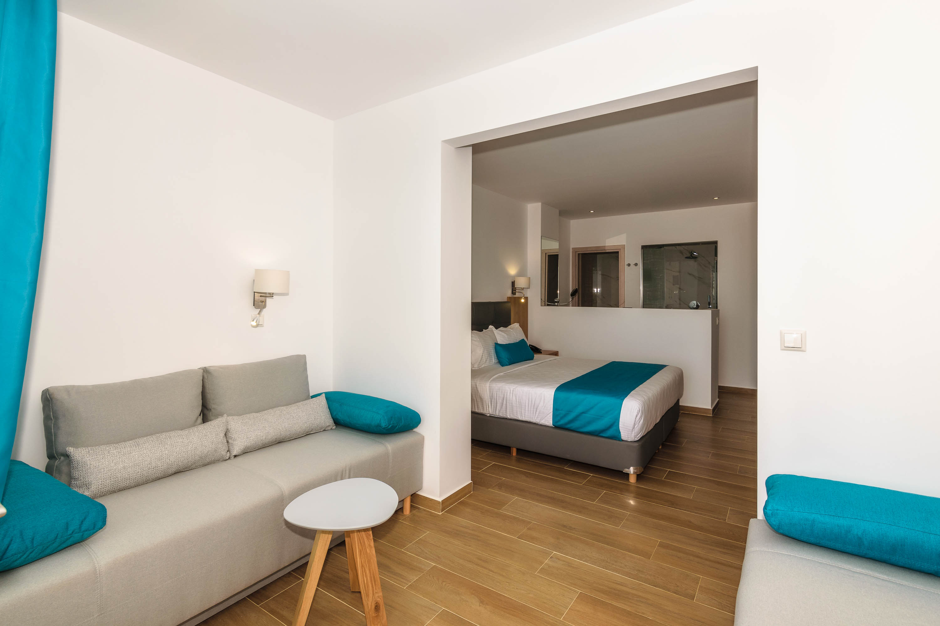 Cavo Orient Beach Hotel